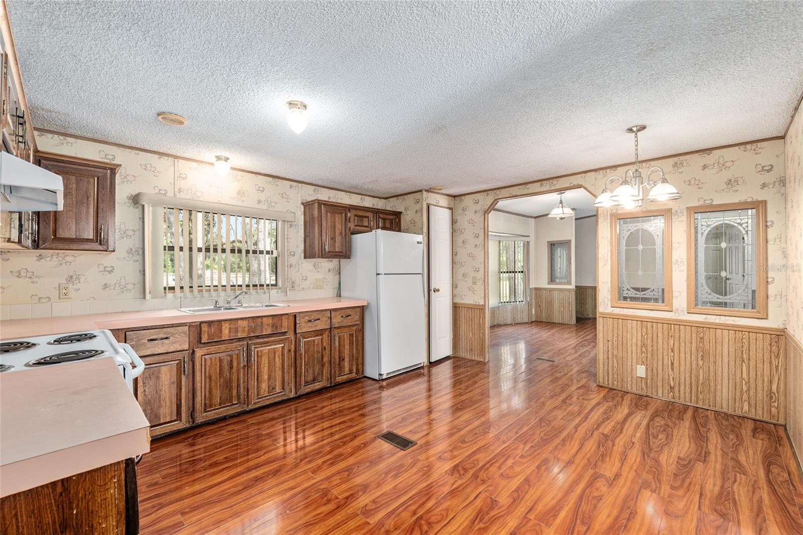 Image 11 of 71 For 15460 85th Avenue
