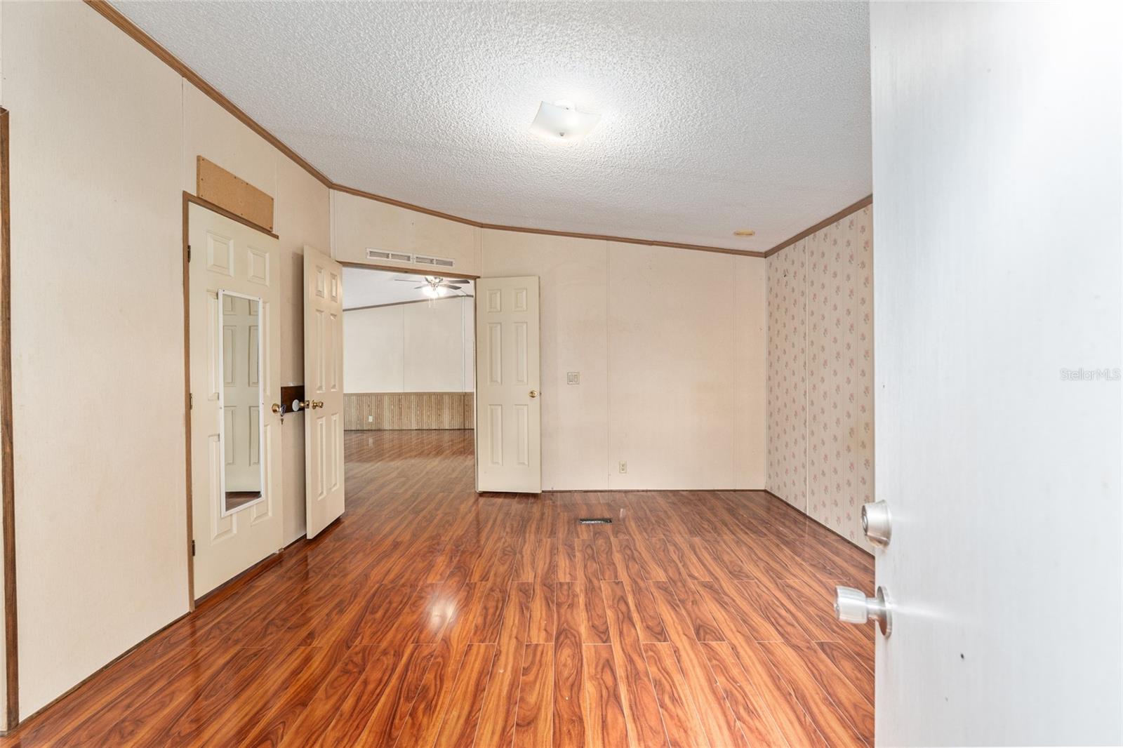 Image 19 of 71 For 15460 85th Avenue