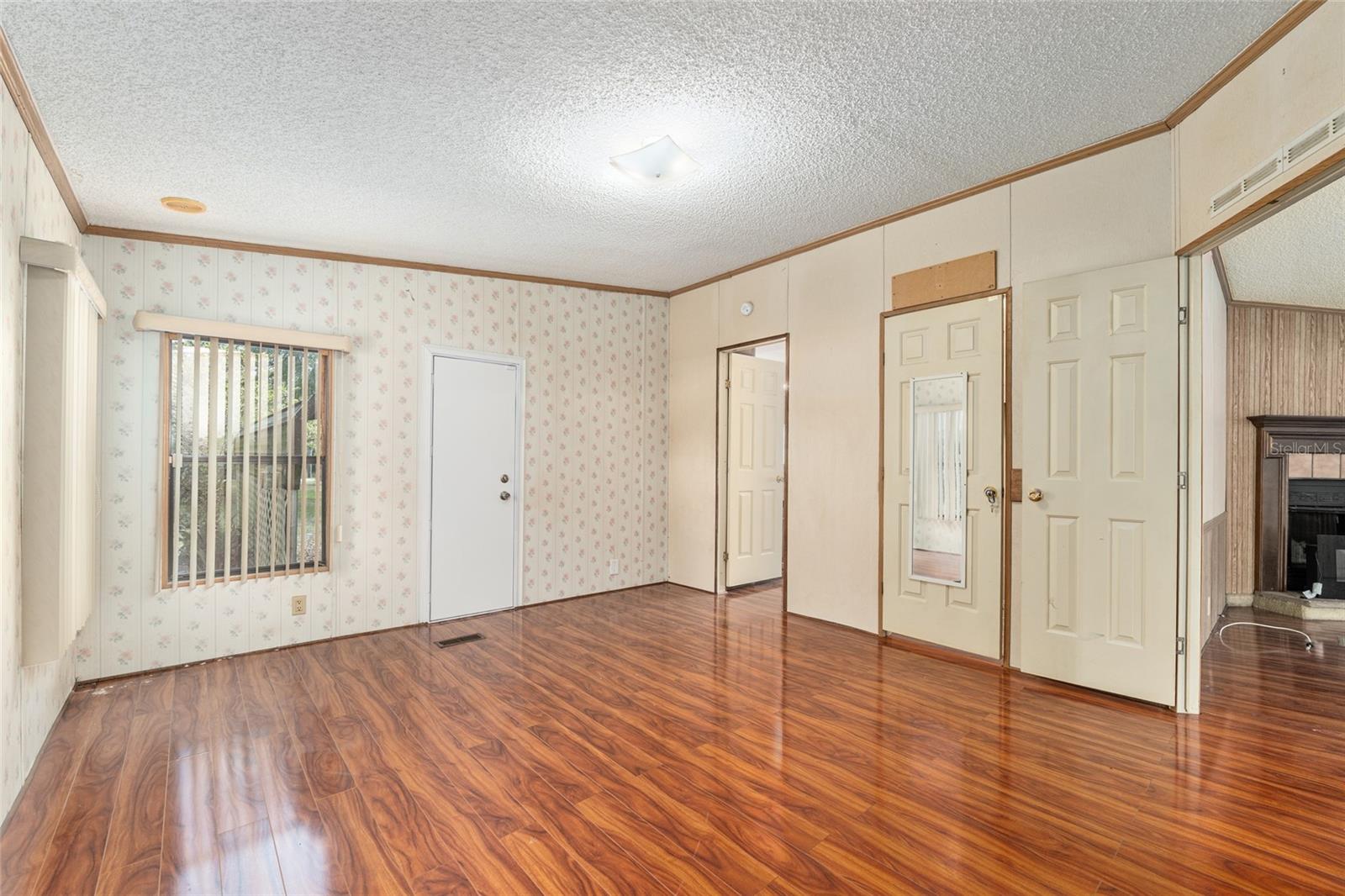 Image 21 of 71 For 15460 85th Avenue