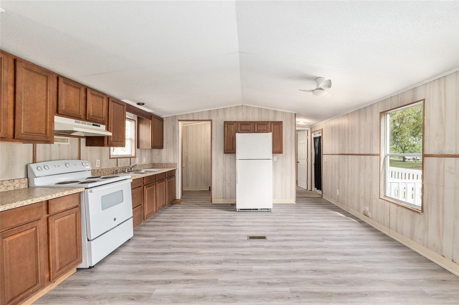 Image 11 of 35 For 8535 155th Street