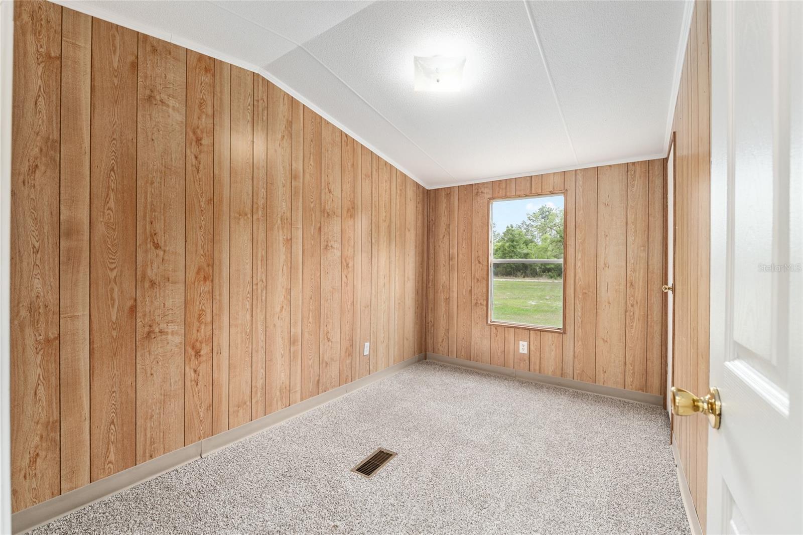 Image 21 of 35 For 8535 155th Street
