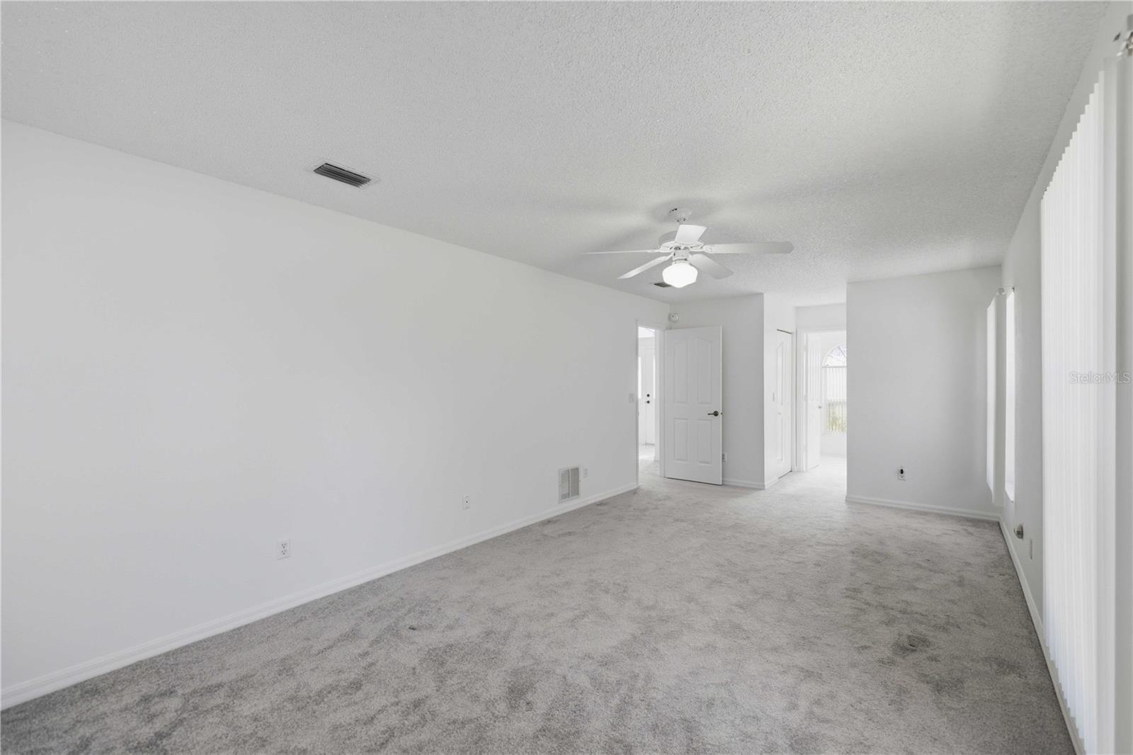 Image 16 of 33 For 10772 53rd Circle