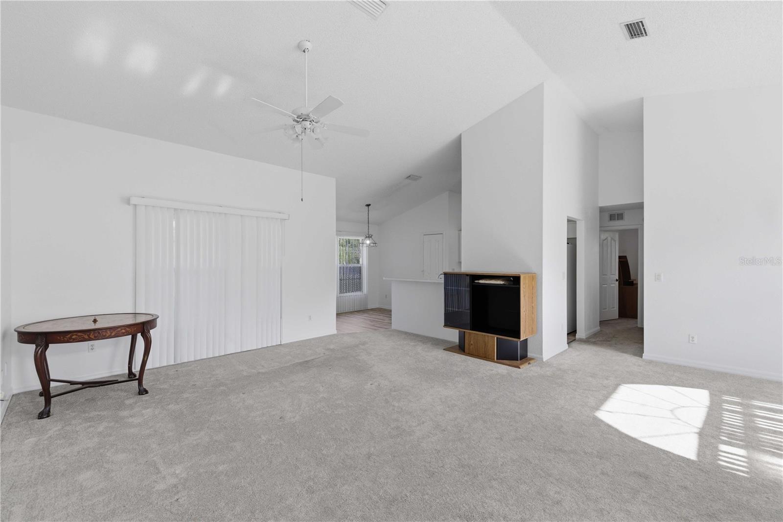Image 6 of 33 For 10772 53rd Circle