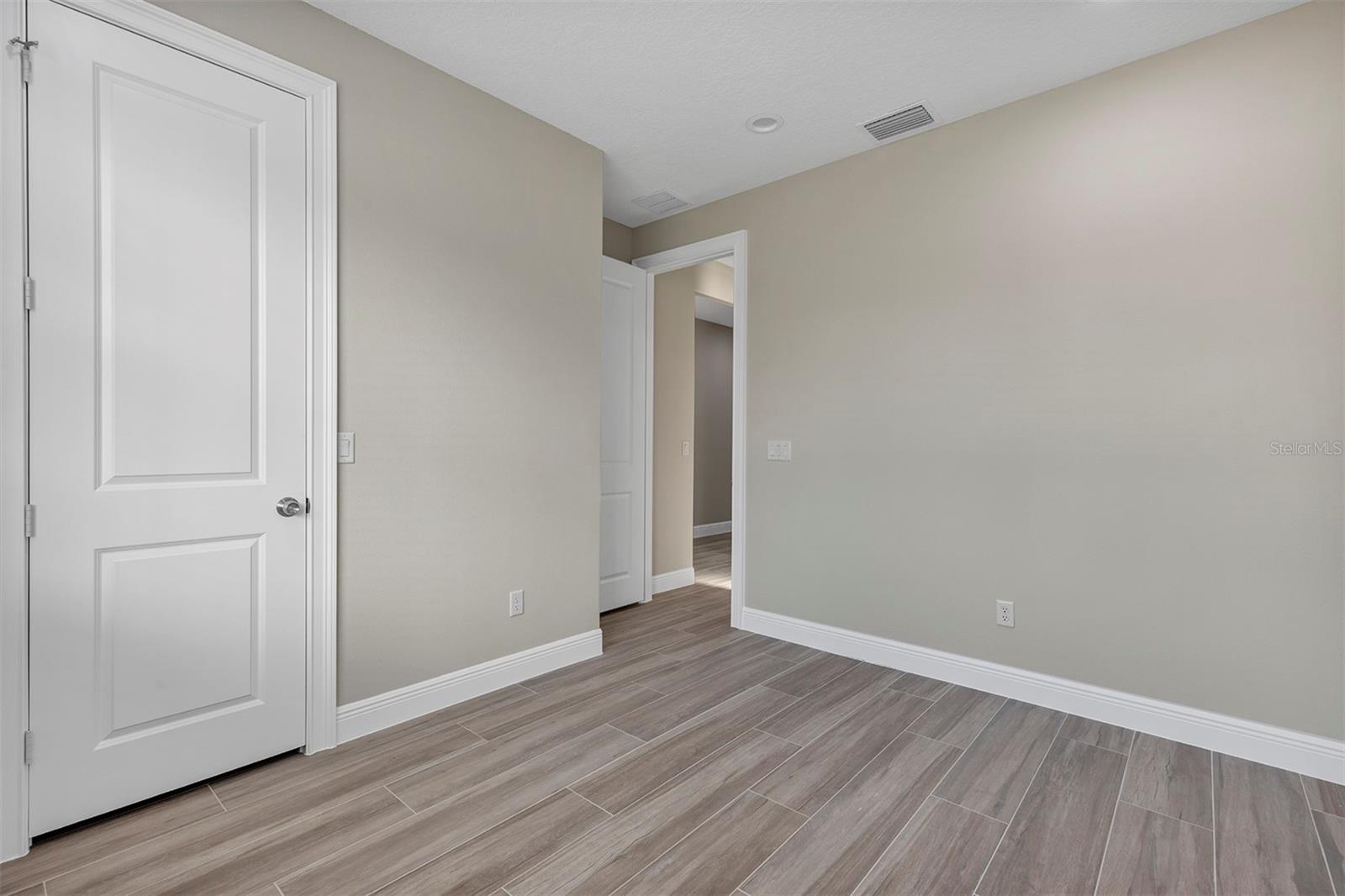 Image 16 of 45 For 3919 135th Lane
