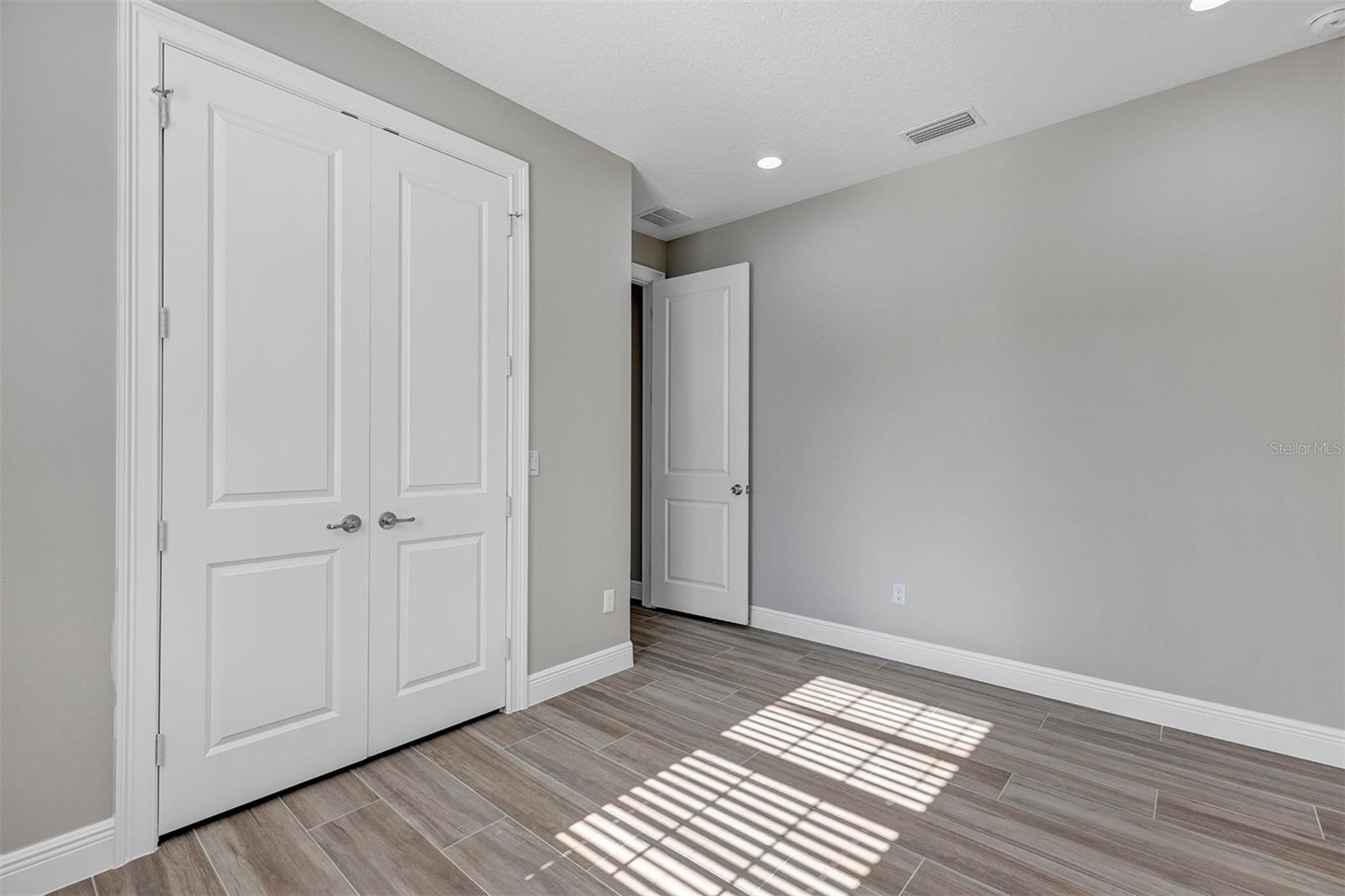 Image 20 of 45 For 3919 135th Lane