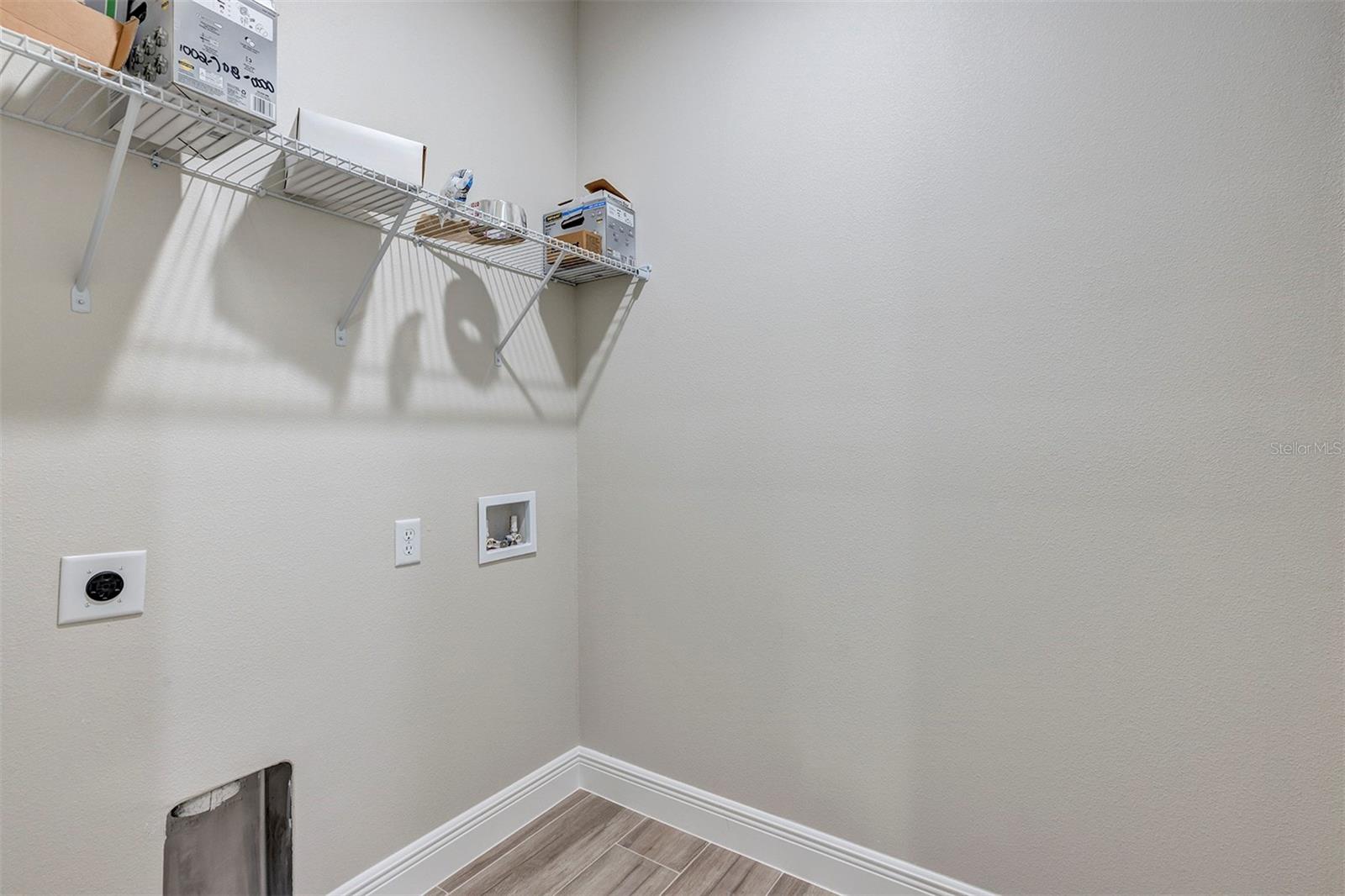 Image 21 of 45 For 3919 135th Lane