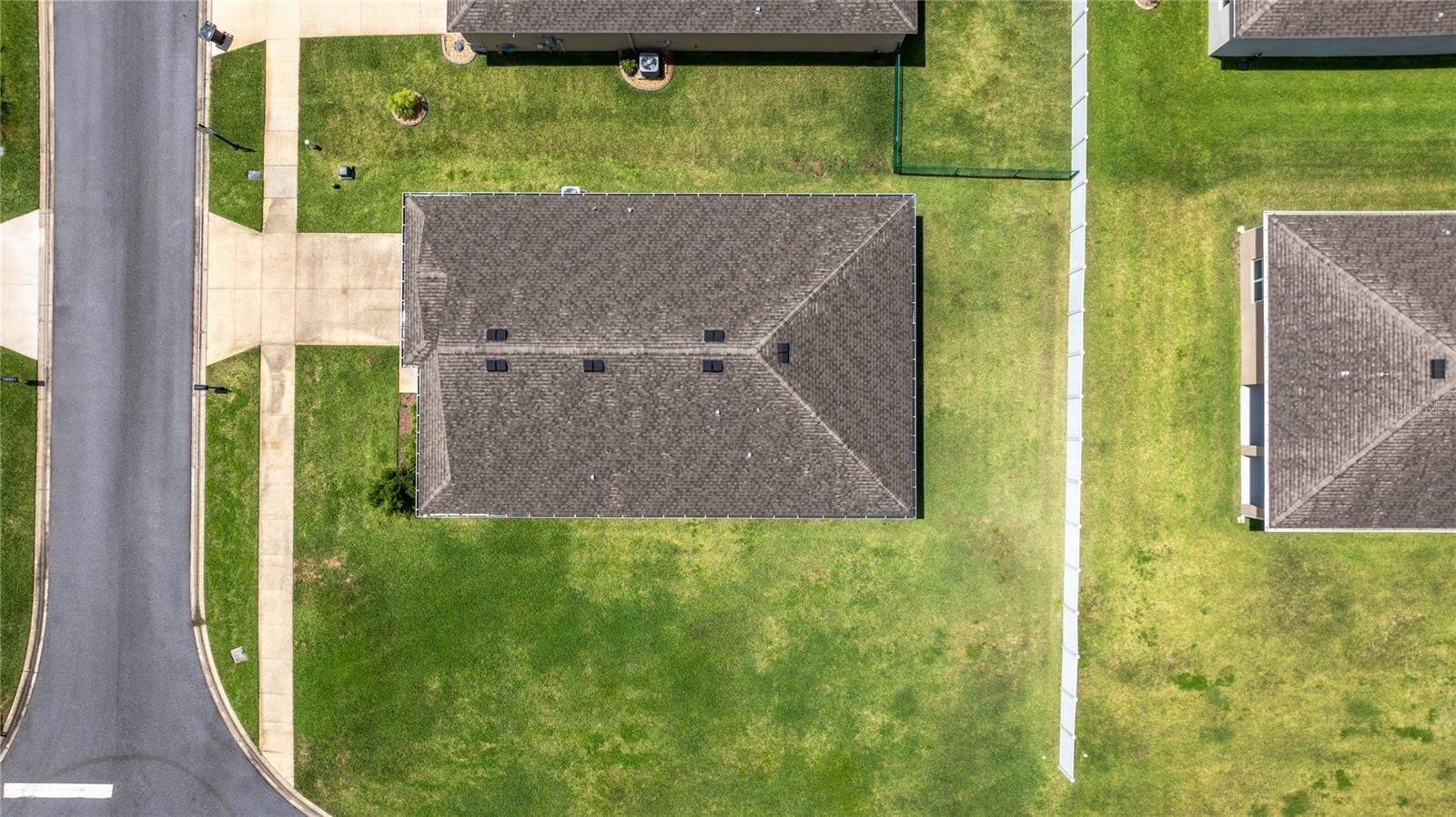 Image 11 of 38 For 8810 63rd Avenue