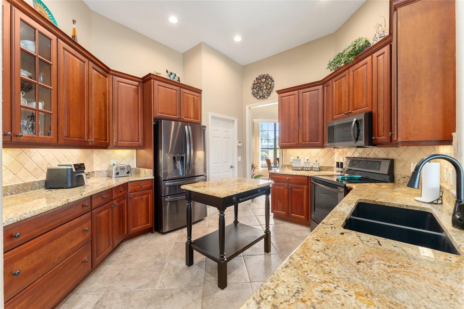 Image 15 of 53 For 7830 25th Avenue