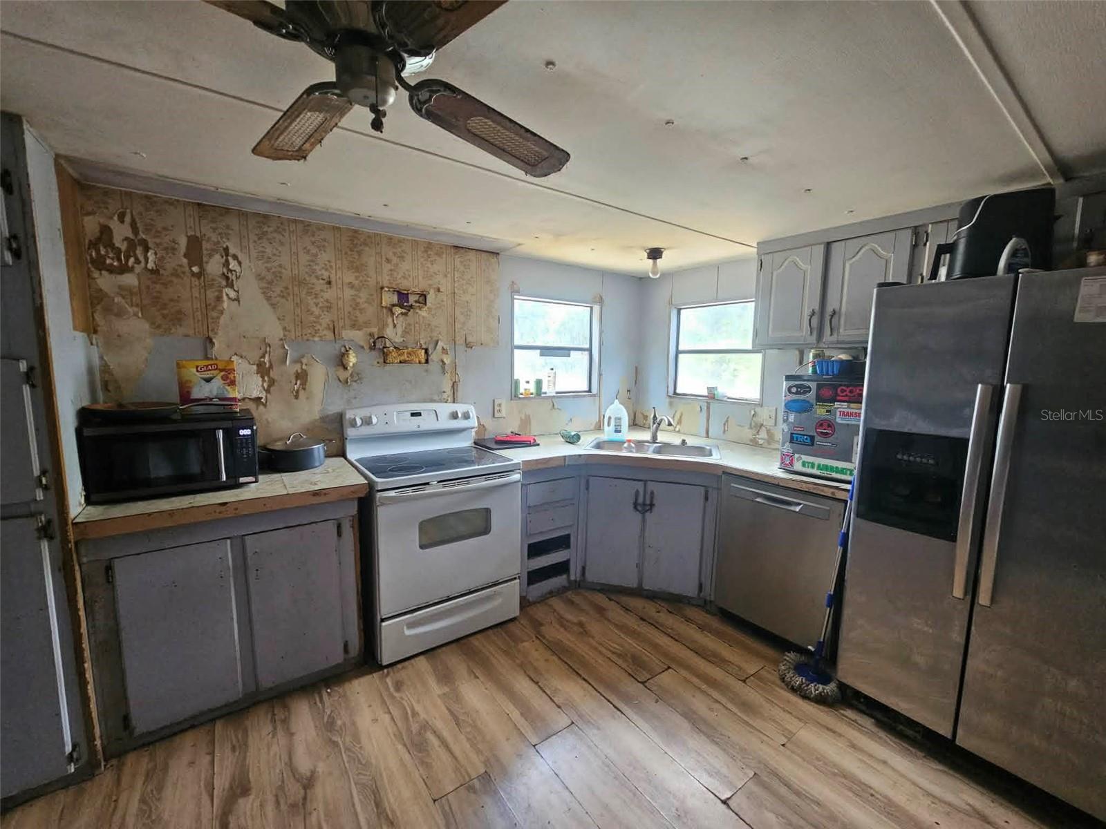 Image 16 of 31 For 5600 71st Street