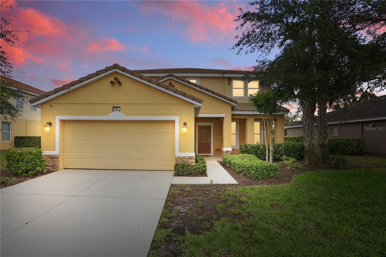 Image 3 of 55 For 4147 Oaktree Drive