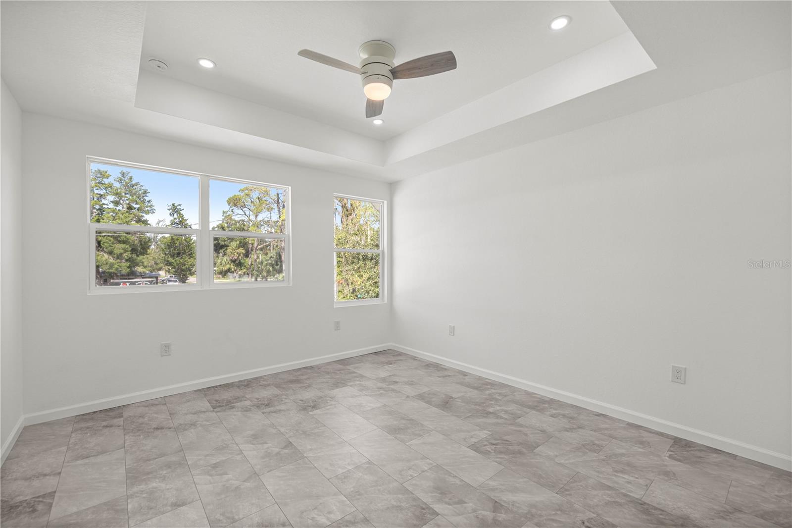 Image 19 of 25 For 305 5th Terrace