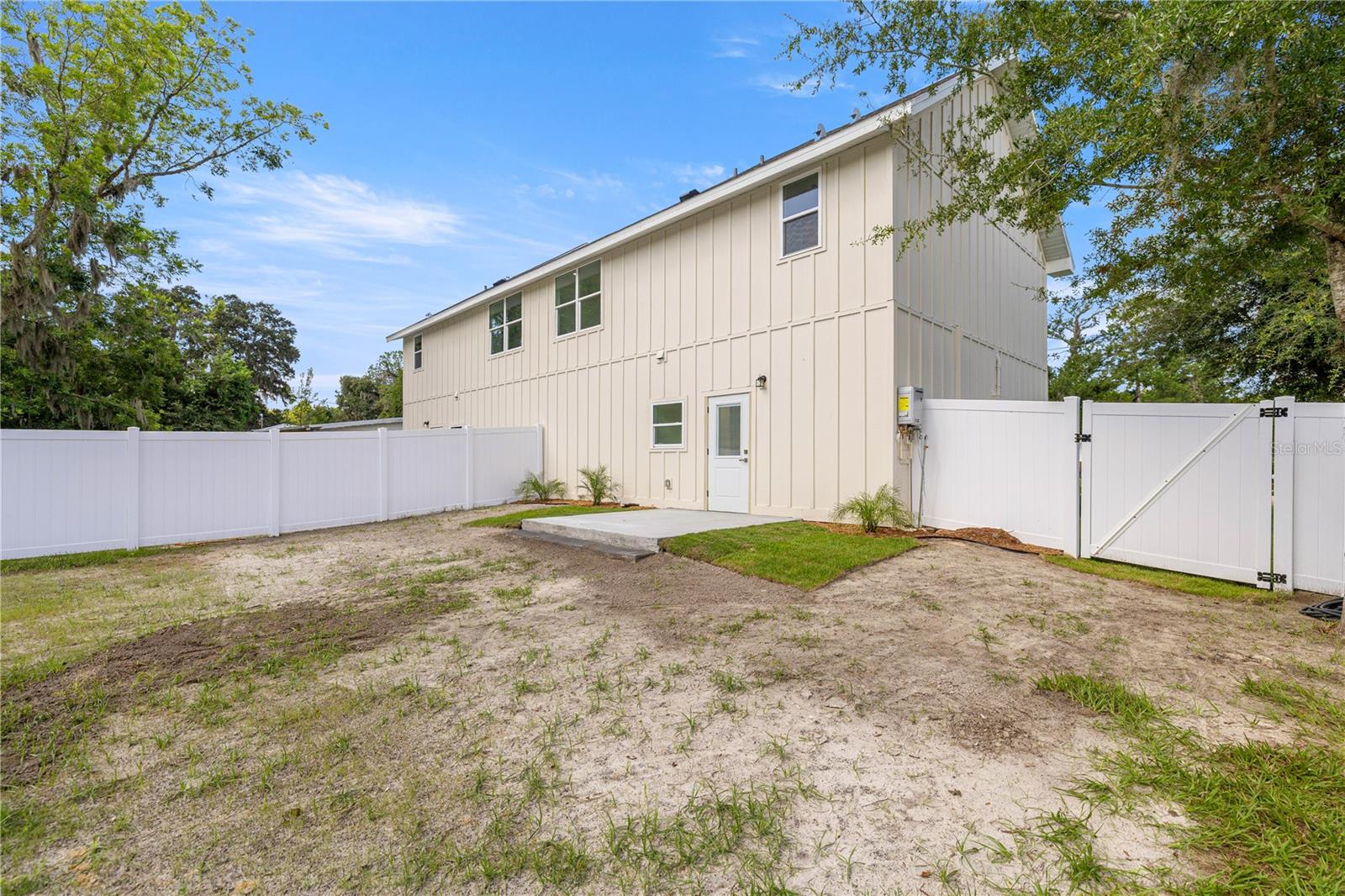 Image 23 of 25 For 305 5th Terrace