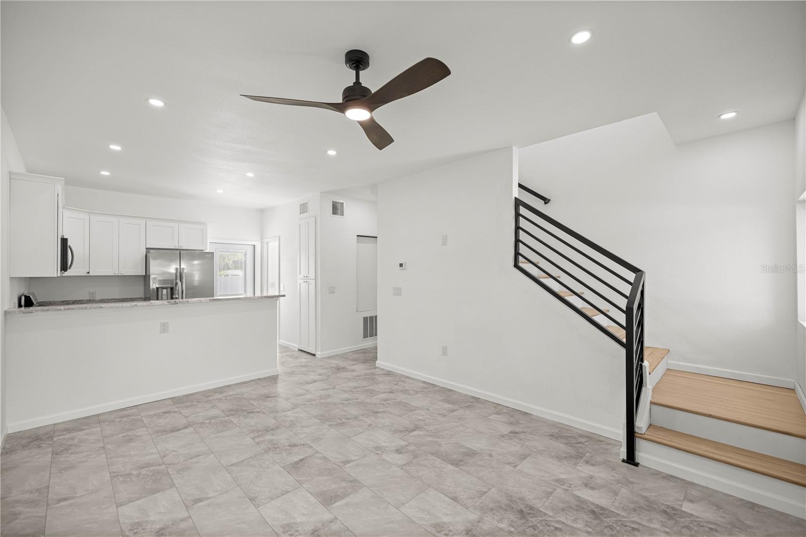 Image 4 of 25 For 305 5th Terrace