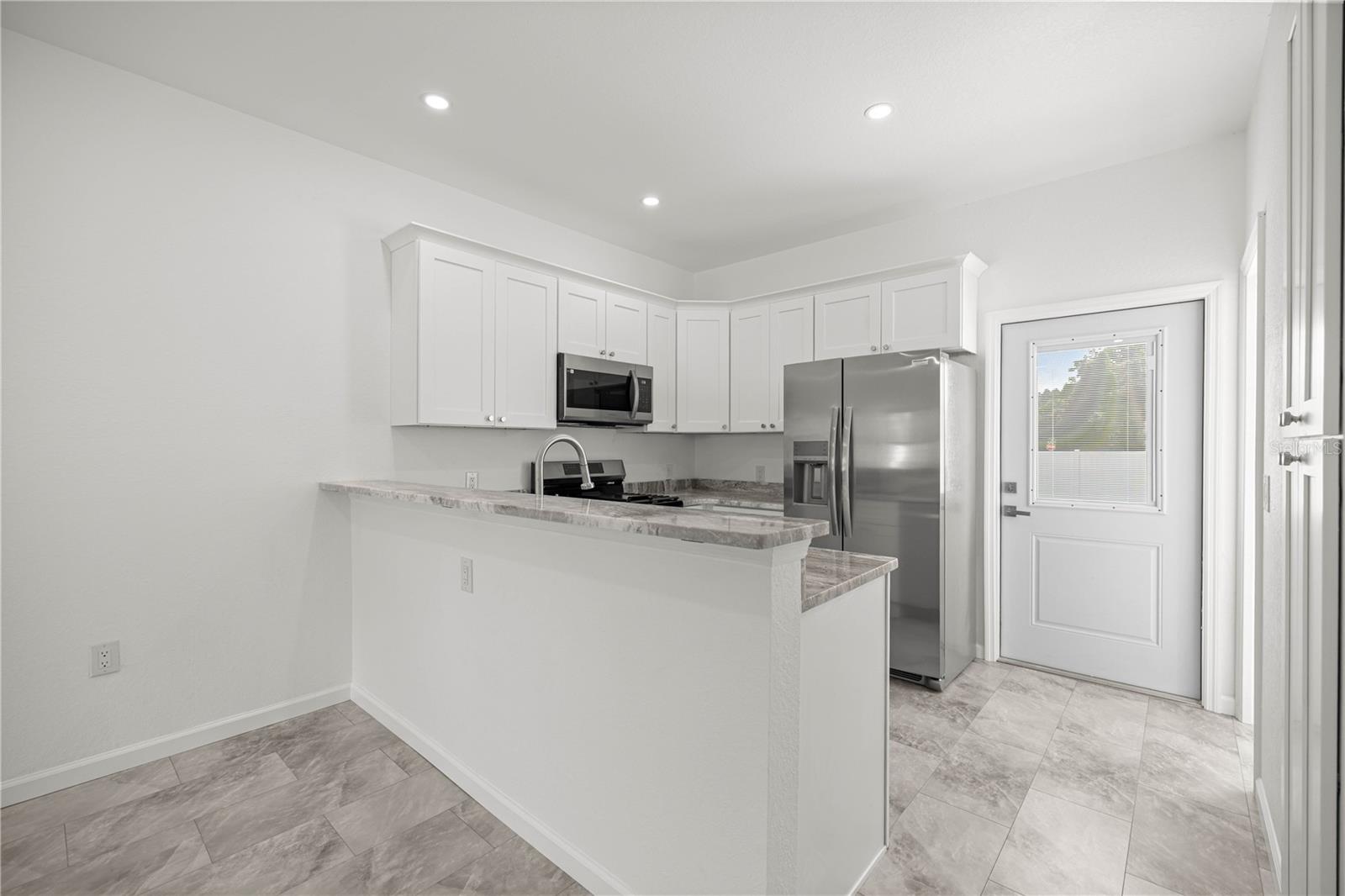 Image 7 of 25 For 305 5th Terrace