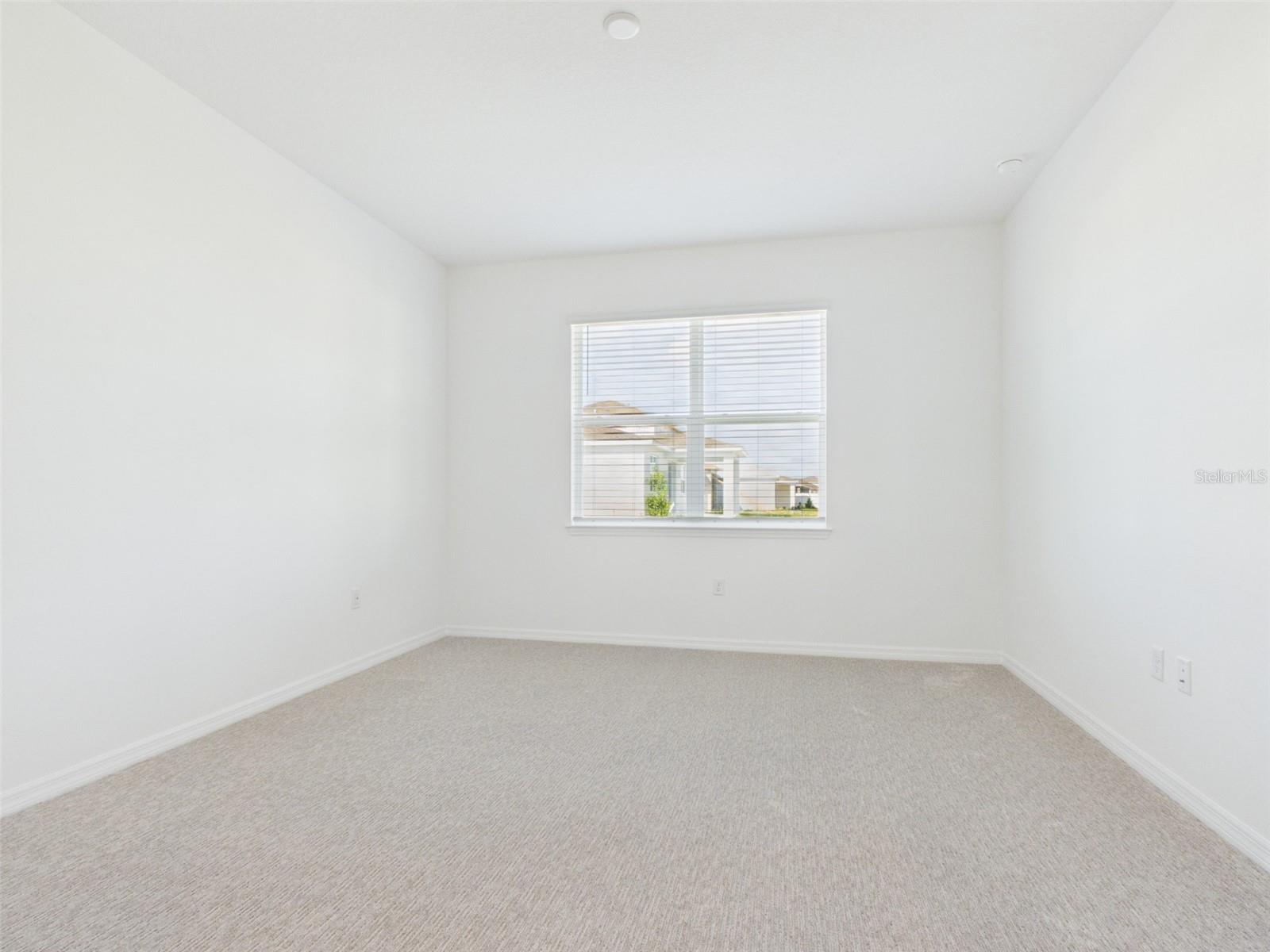 Image 11 of 26 For 5824 70th Terrace