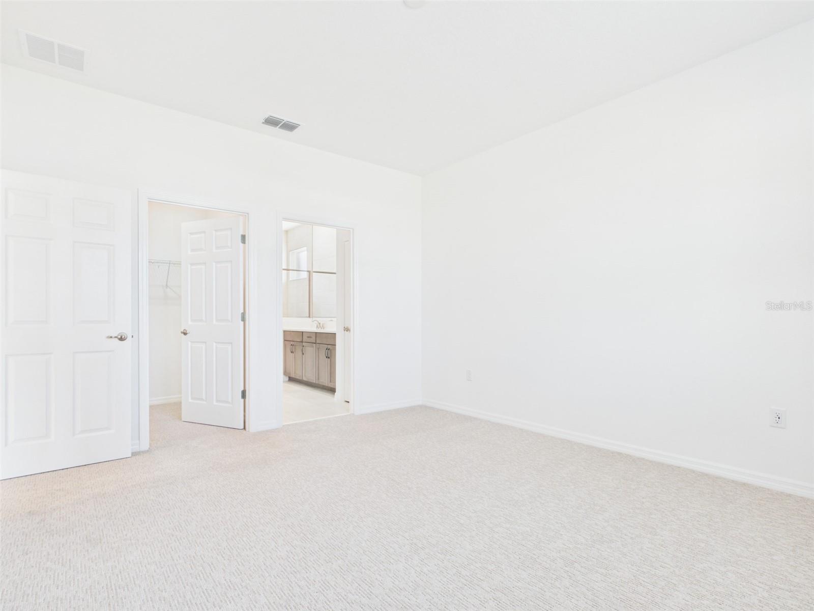 Image 12 of 26 For 5824 70th Terrace
