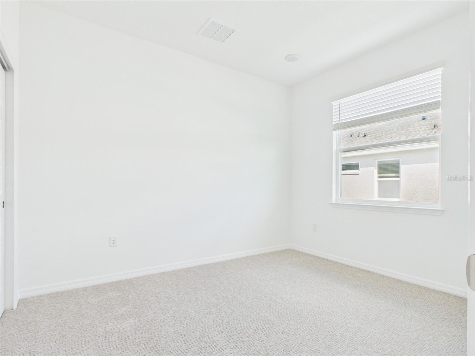 Image 18 of 26 For 5824 70th Terrace