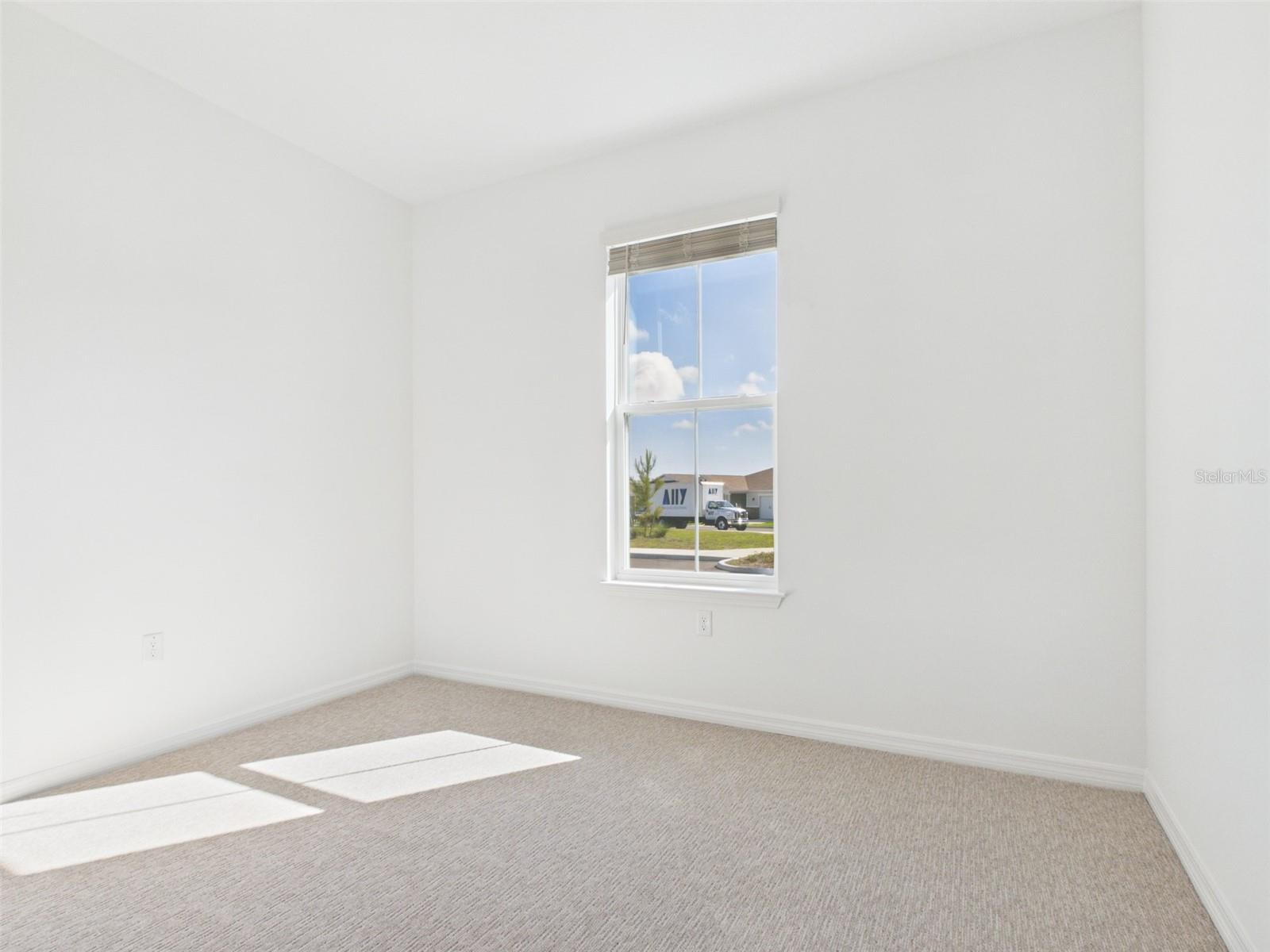 Image 20 of 26 For 5824 70th Terrace