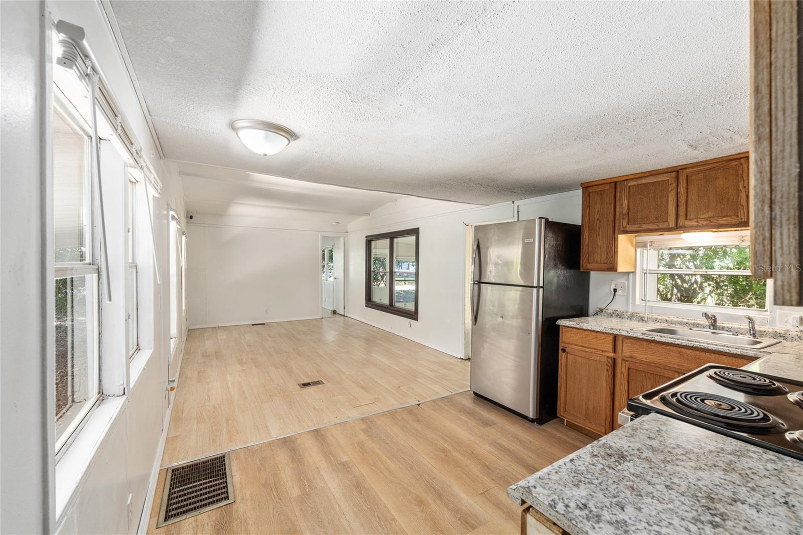 Image 6 of 35 For 2901 91st Street