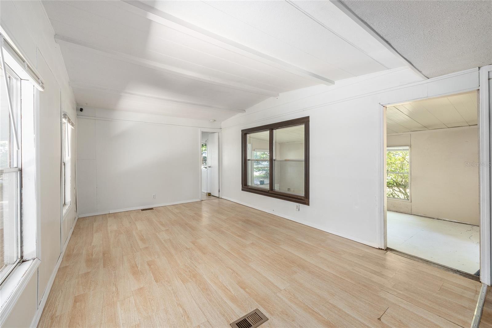 Image 8 of 35 For 2901 91st Street