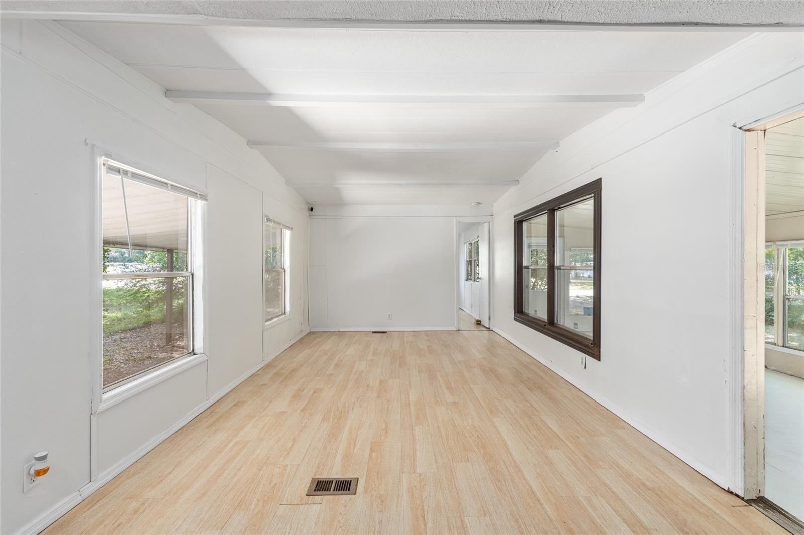 Image 9 of 35 For 2901 91st Street