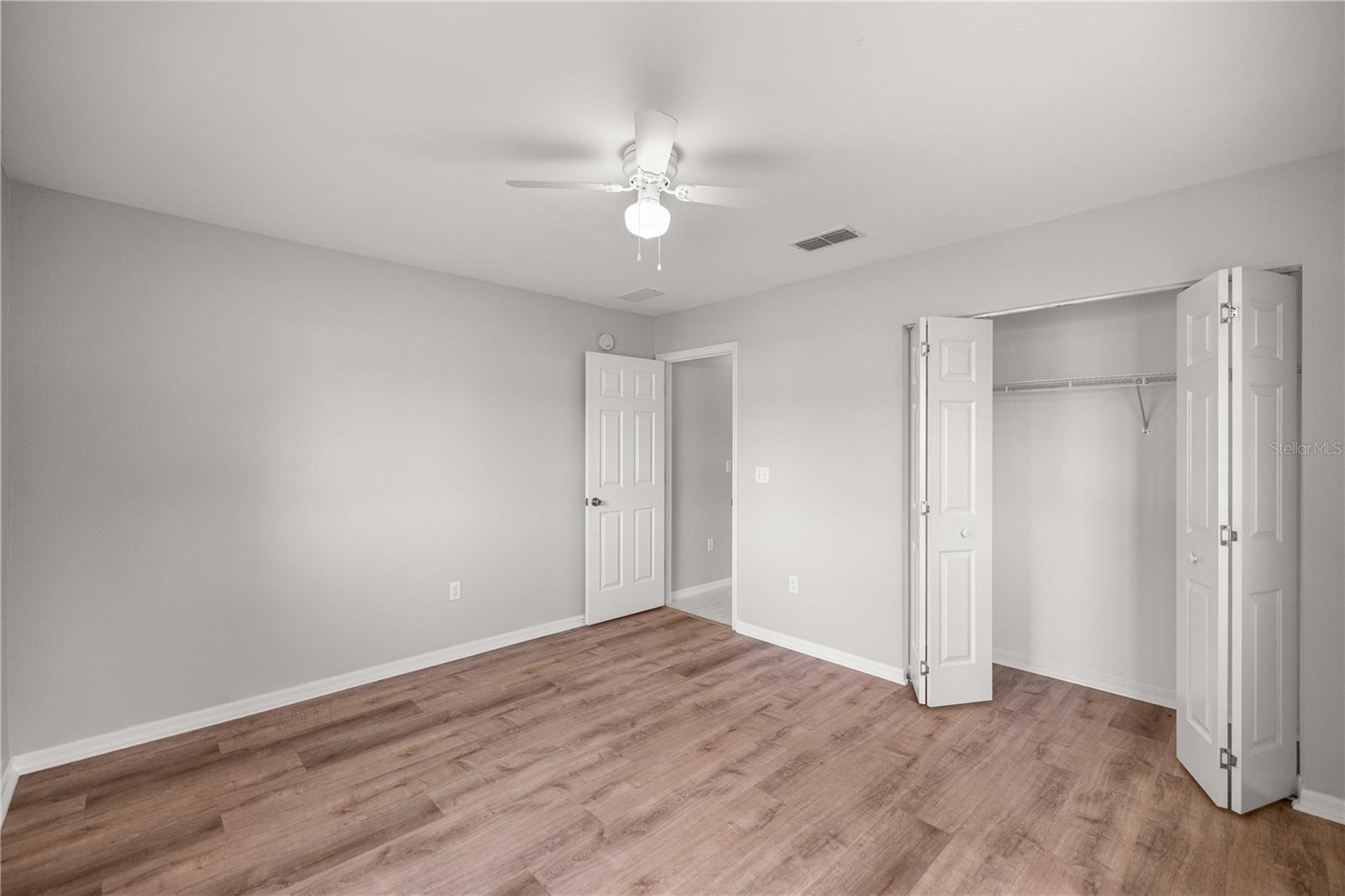 Image 16 of 34 For 13805 87th Terrace