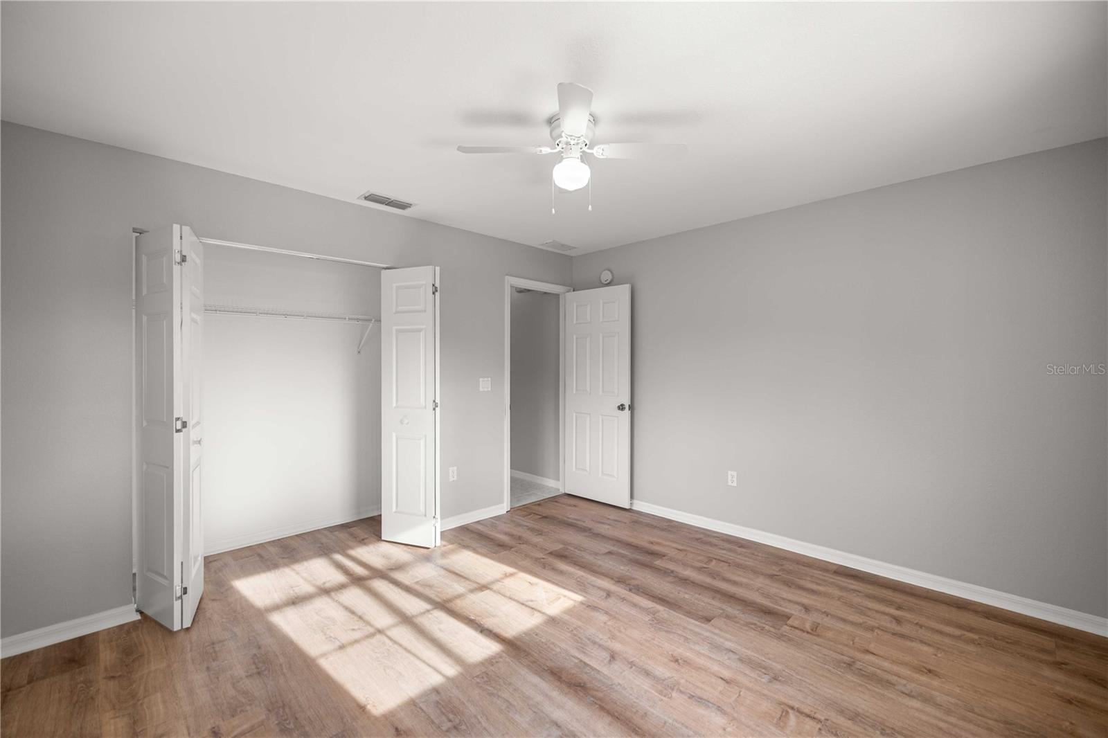 Image 18 of 34 For 13805 87th Terrace