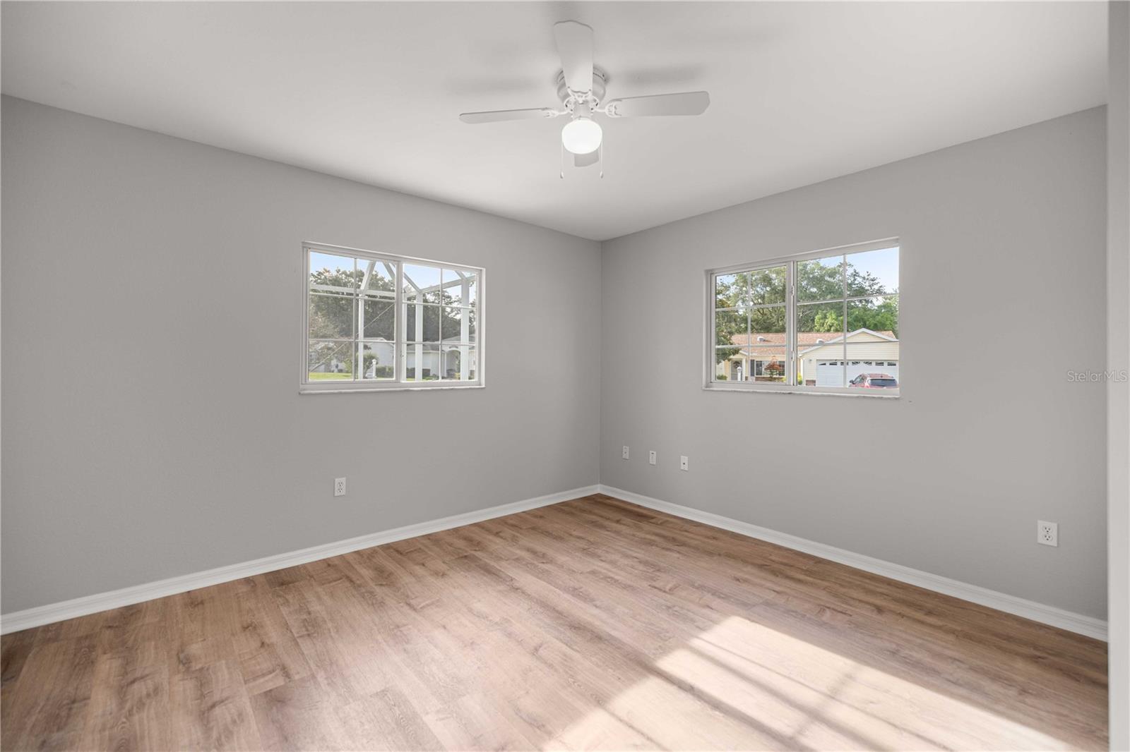 Image 19 of 34 For 13805 87th Terrace