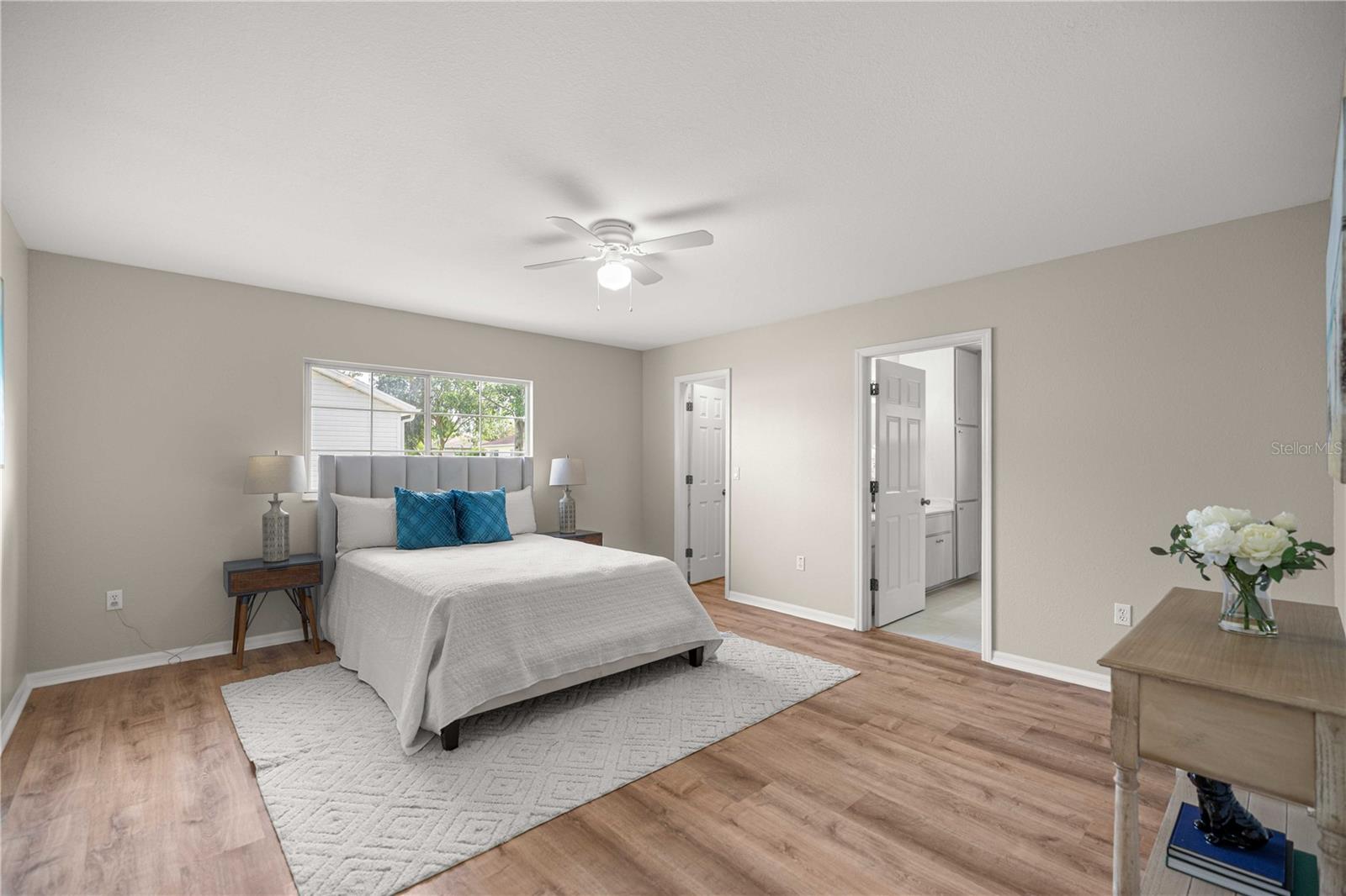 Image 21 of 34 For 13805 87th Terrace