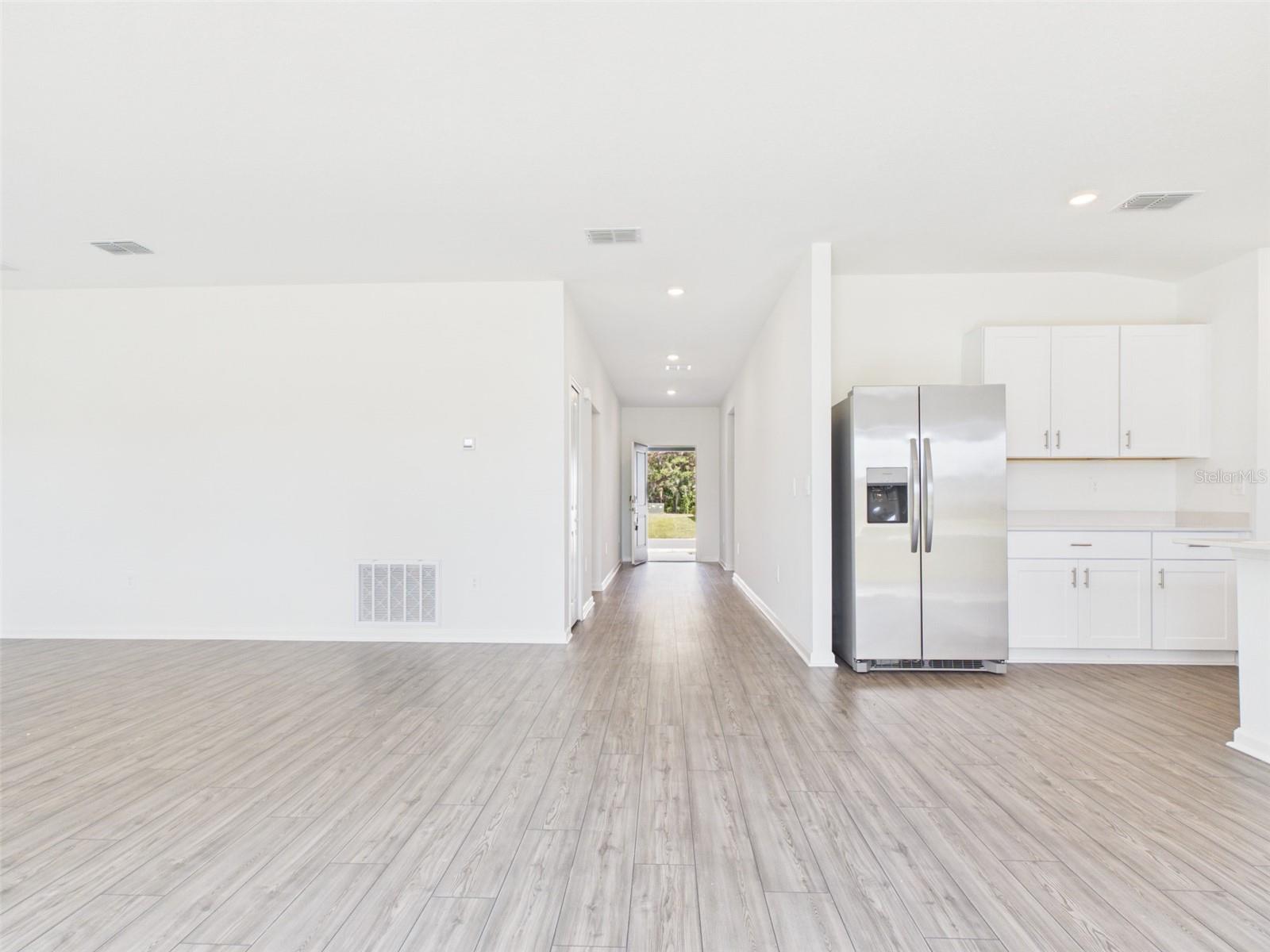 Image 11 of 34 For 8320 41st Terrace