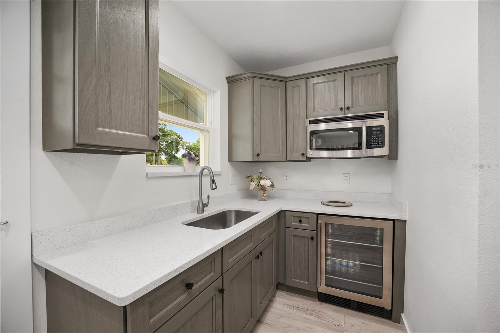 Image 6 of 81 For 663 80th Avenue