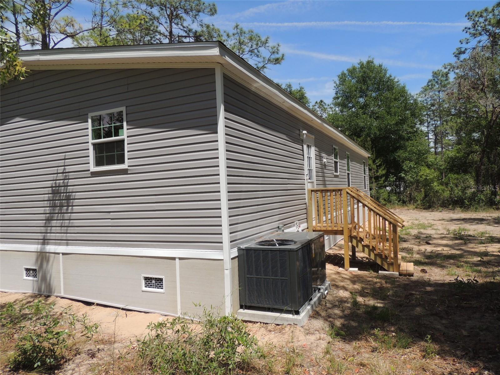 Image 8 of 39 For 14230 20th Street