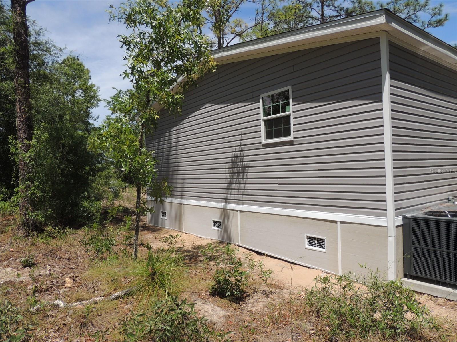 Image 9 of 39 For 14230 20th Street