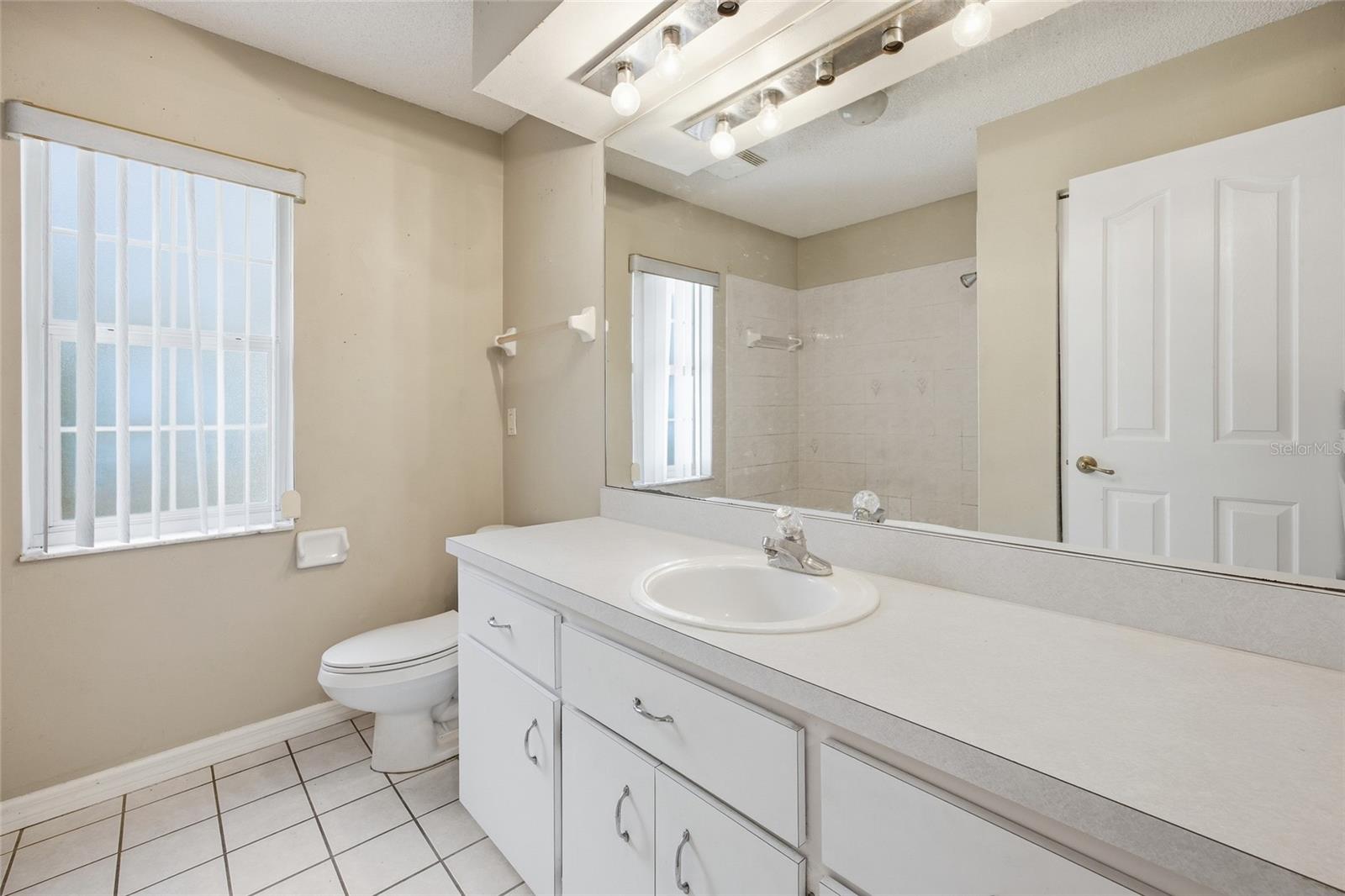 Image 22 of 47 For 5801 Sw 115th Street Road