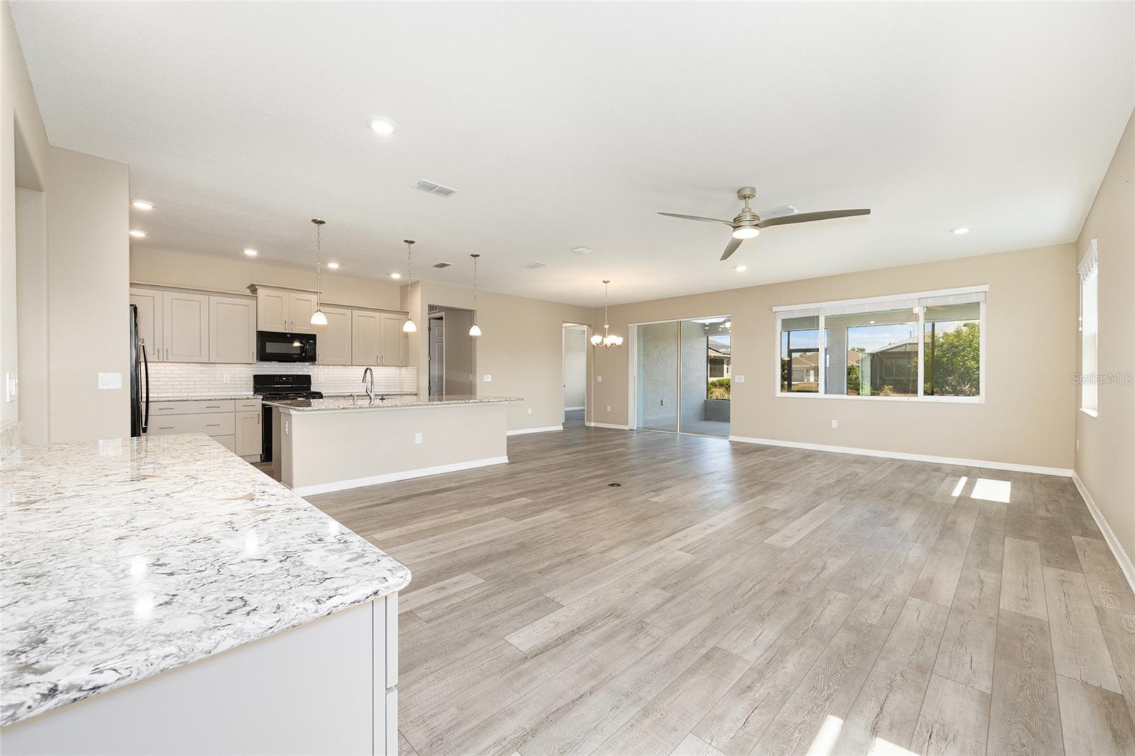 Image 18 of 51 For 8898 104th Circle