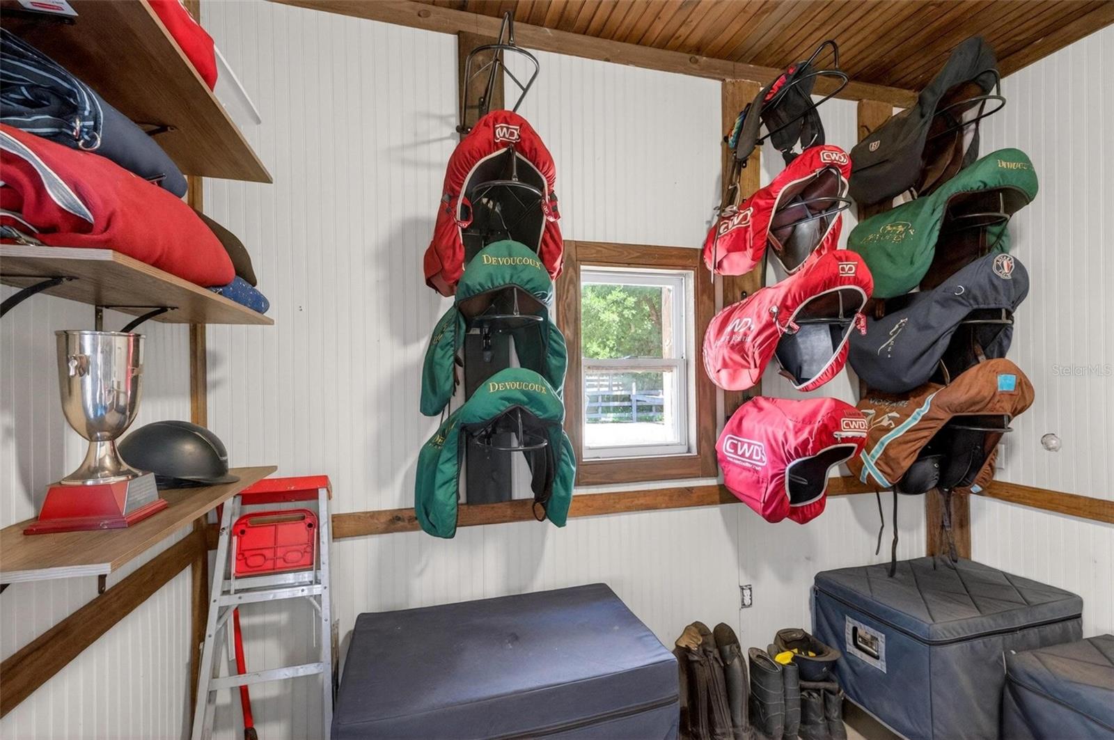 Image 62 of 70 For 18350 42nd Place