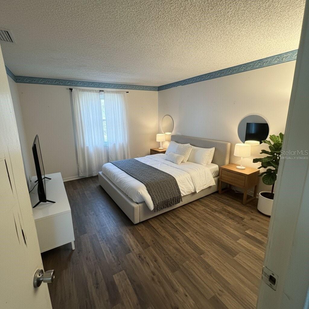 Image 3 of 11 For 1646 3rd Court Sw