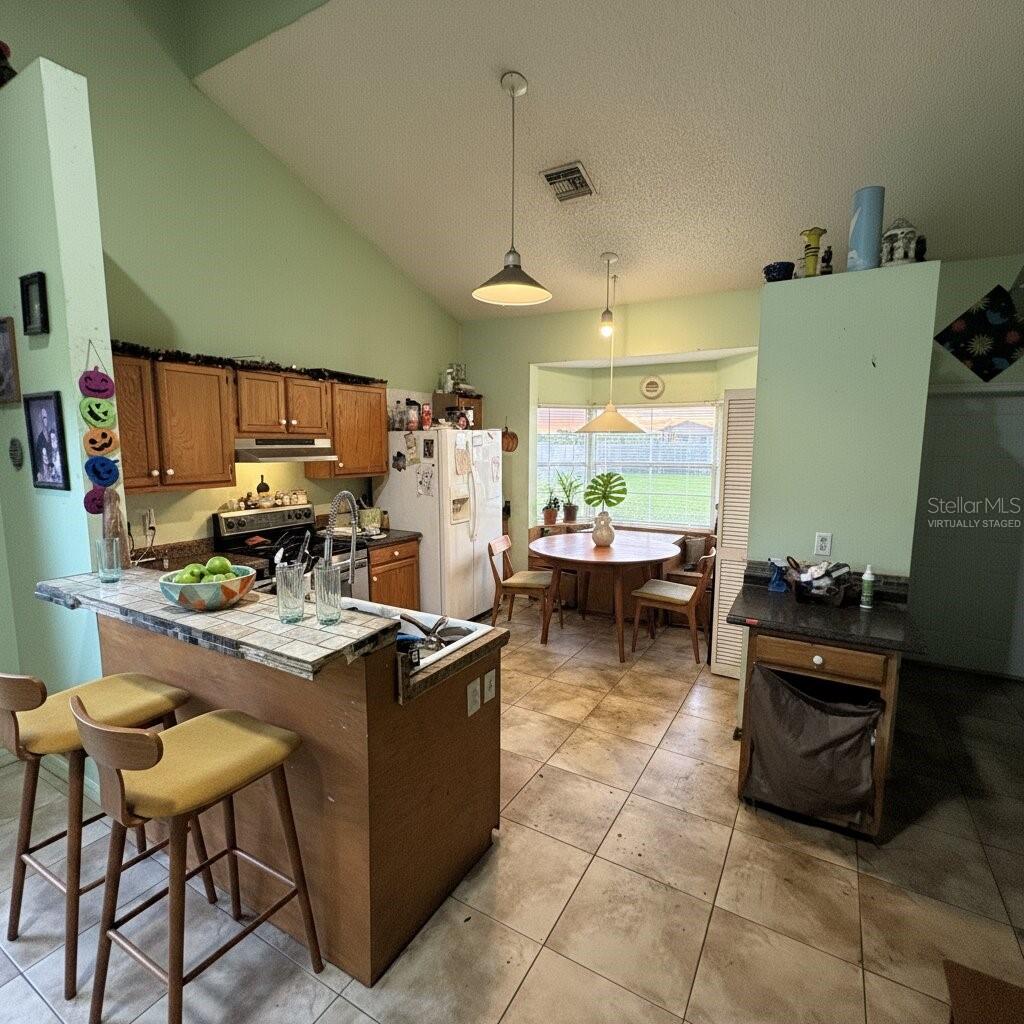 Image 4 of 11 For 1646 3rd Court Sw