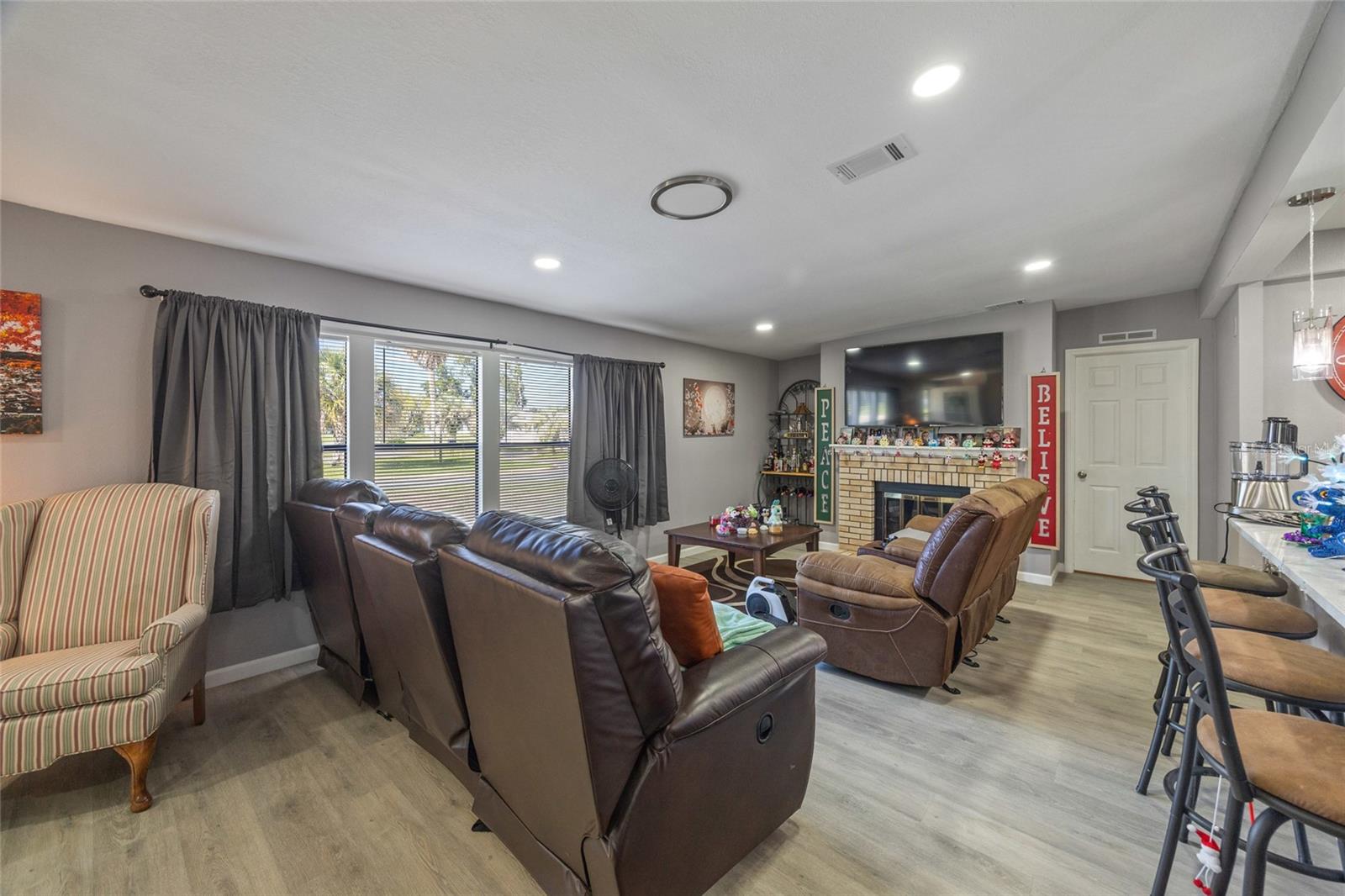 Image 10 of 40 For 3249 39th Avenue