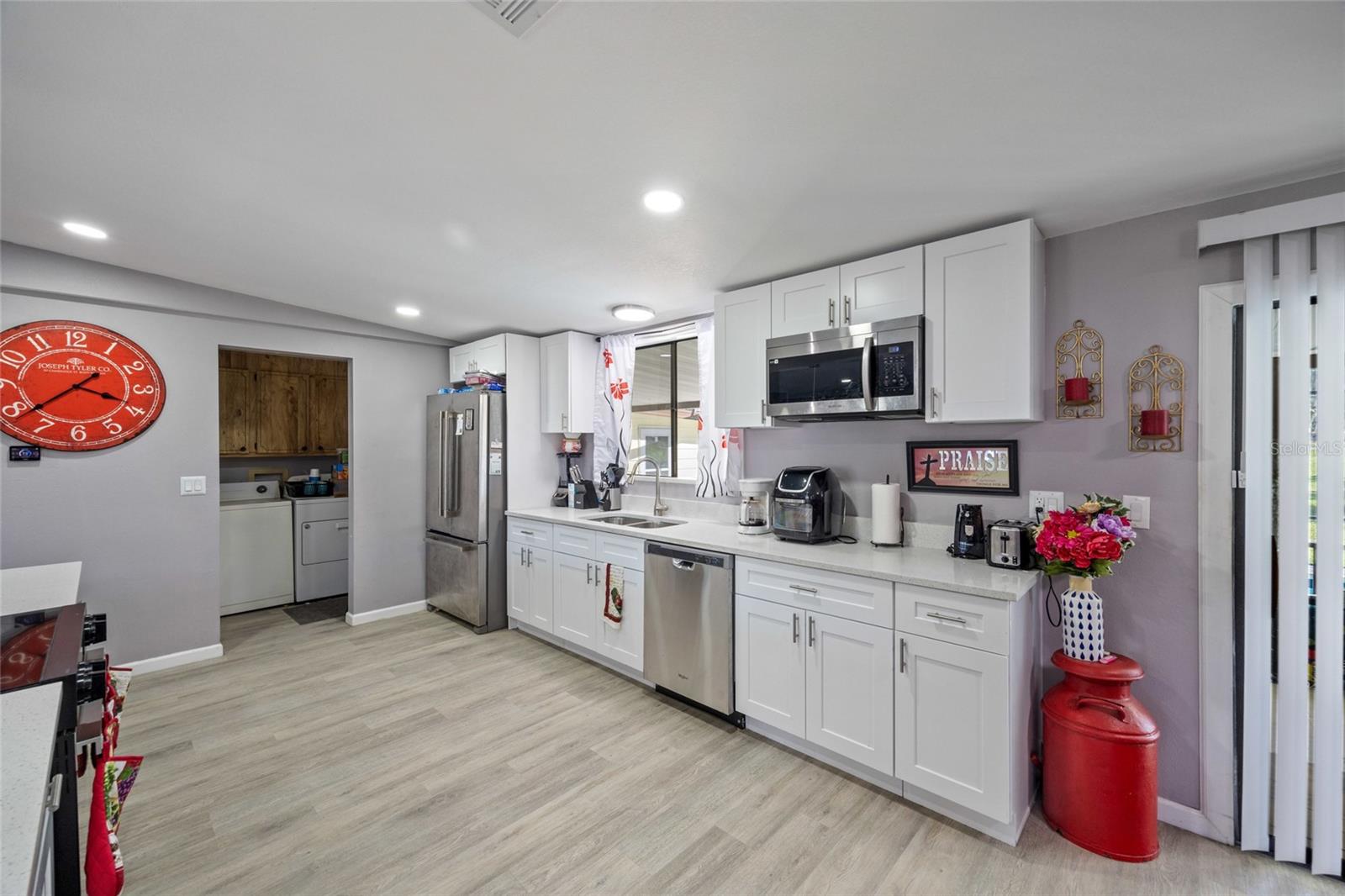 Image 14 of 40 For 3249 39th Avenue