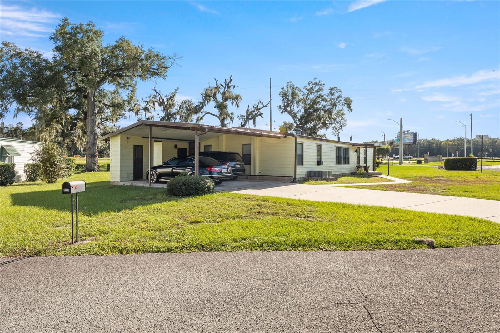 Image 3 of 40 For 3249 39th Avenue