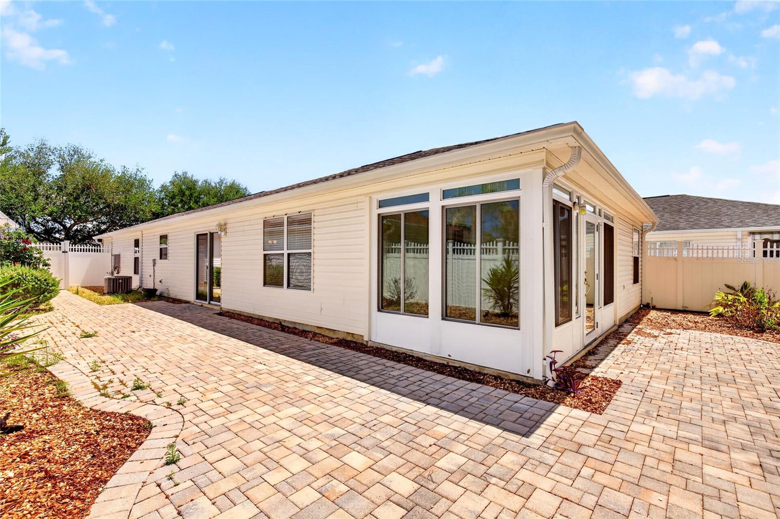 Image 11 of 12 For 430 Calvert Terrace
