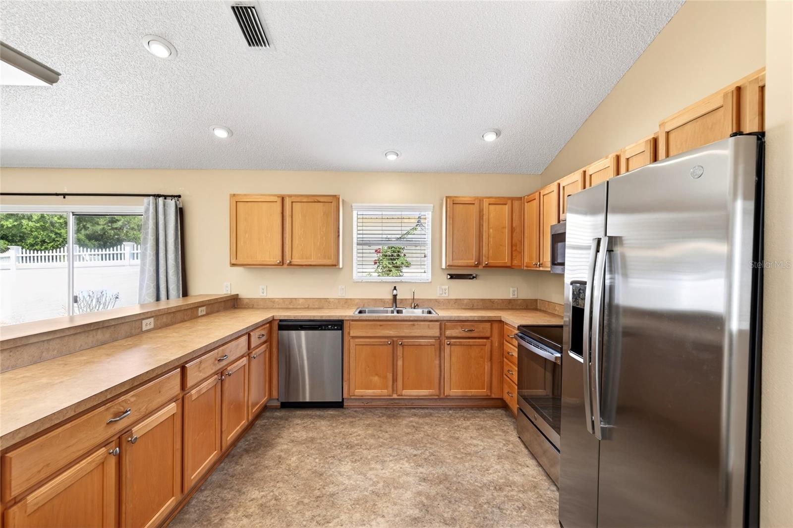 Image 3 of 12 For 430 Calvert Terrace