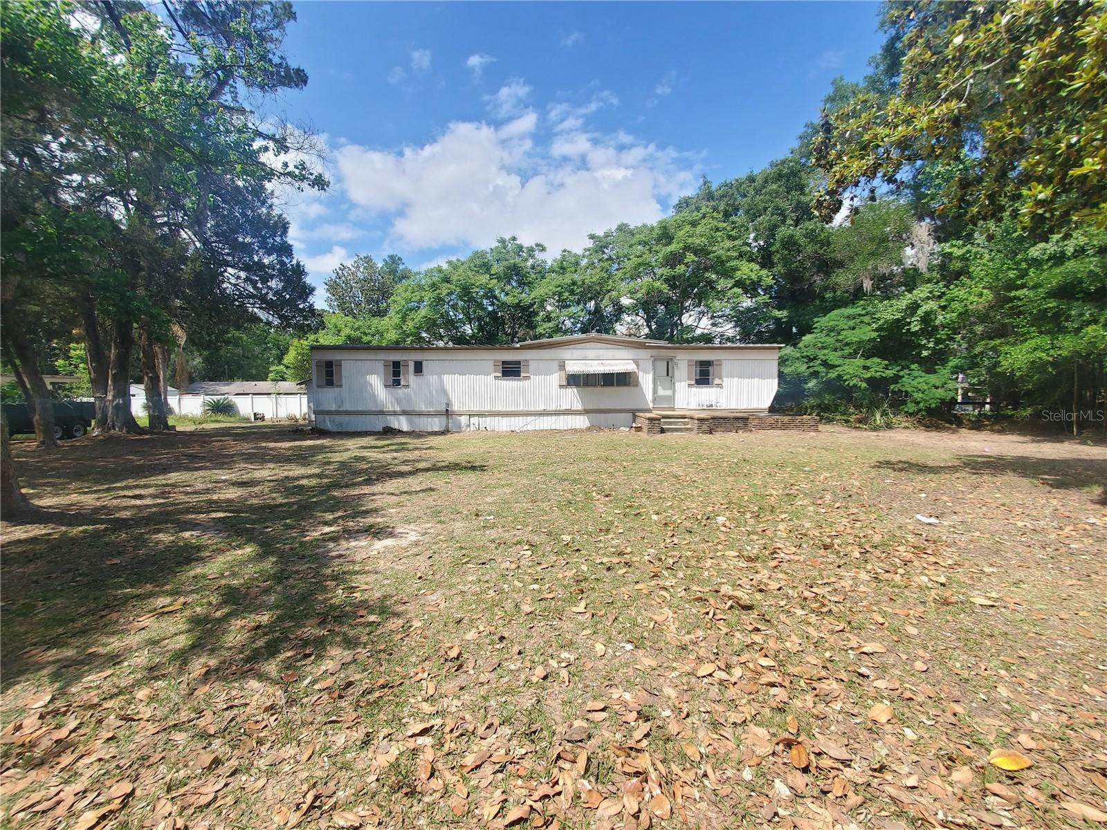 Listing photo id 1 for 6945 110th Street