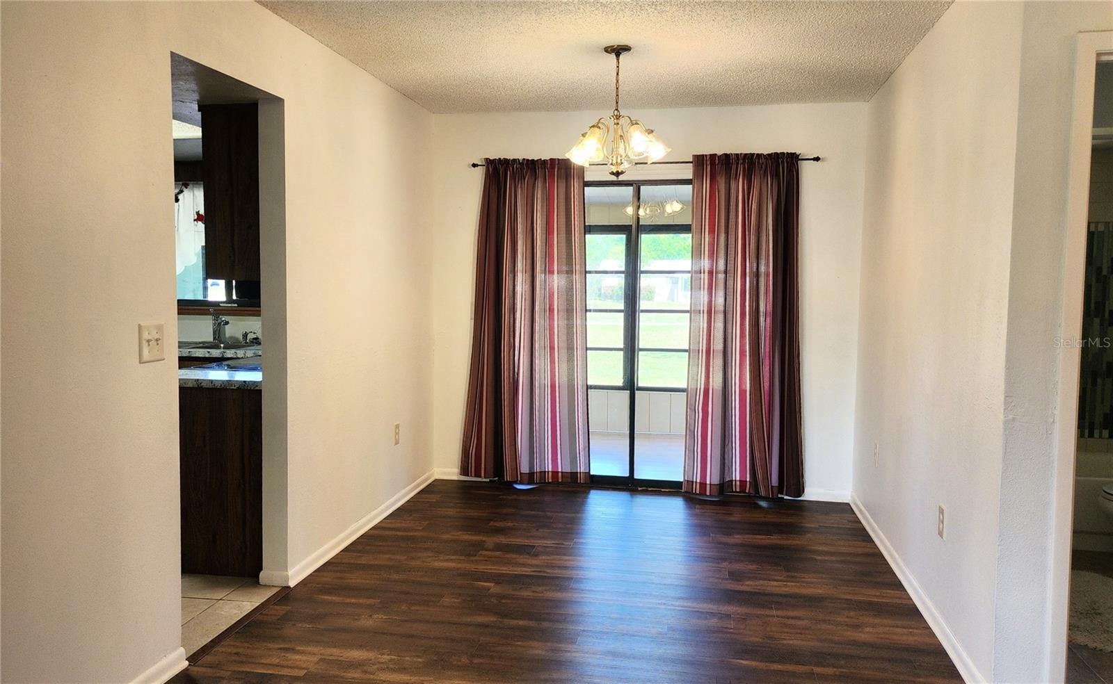 Image 3 of 17 For 10405 99th Avenue