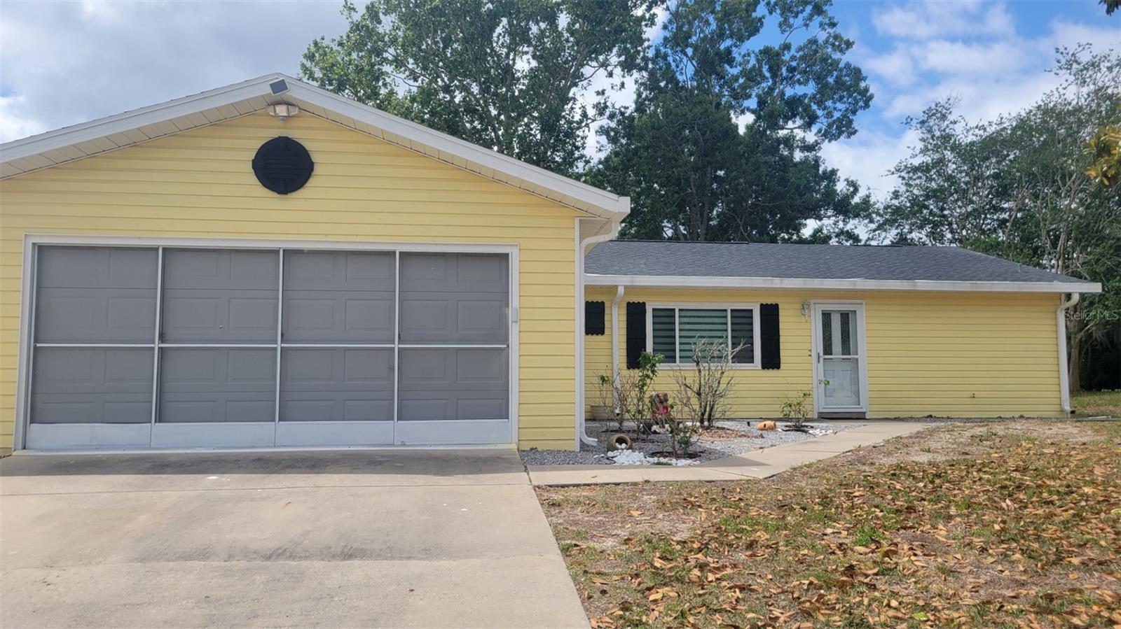 Listing Details for 8470 107th Place, OCALA, FL 34481