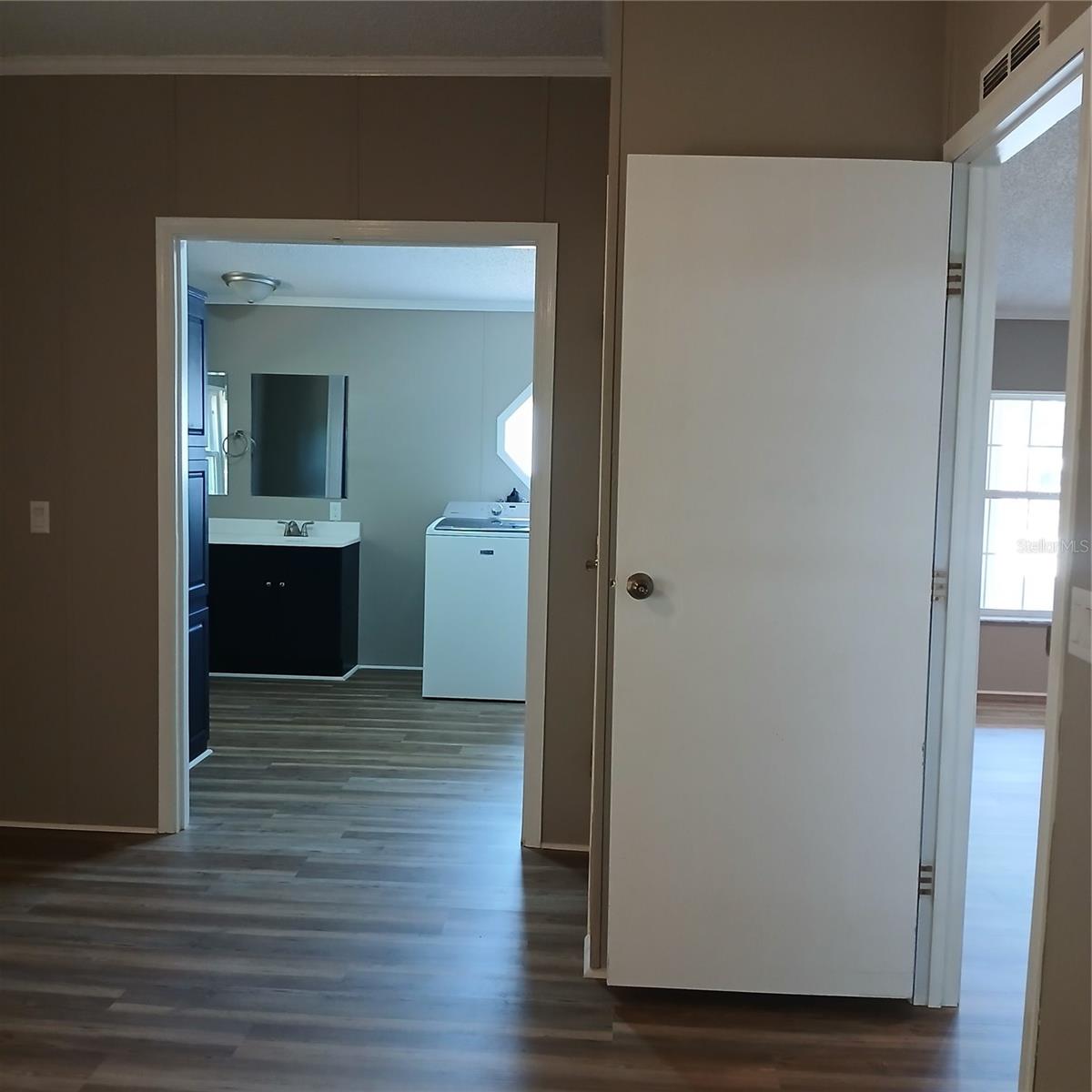 Image 15 of 98 For 7899 Fostoria Drive