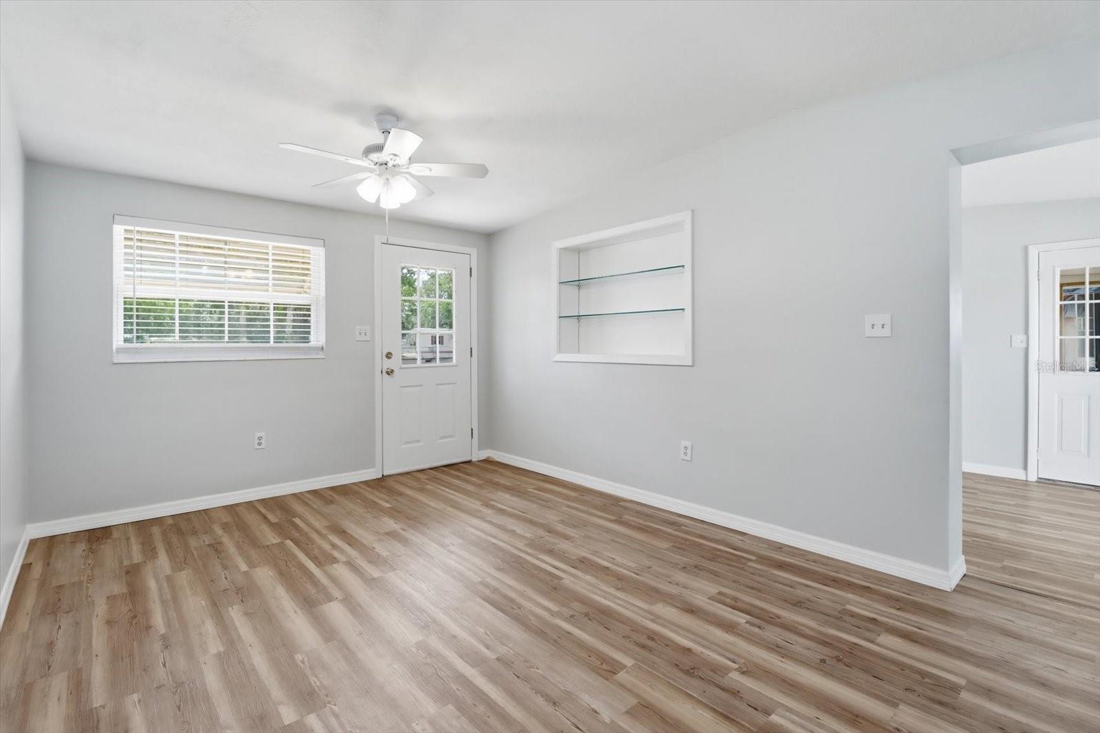 Image 11 of 46 For 5131 Manatee Terrace
