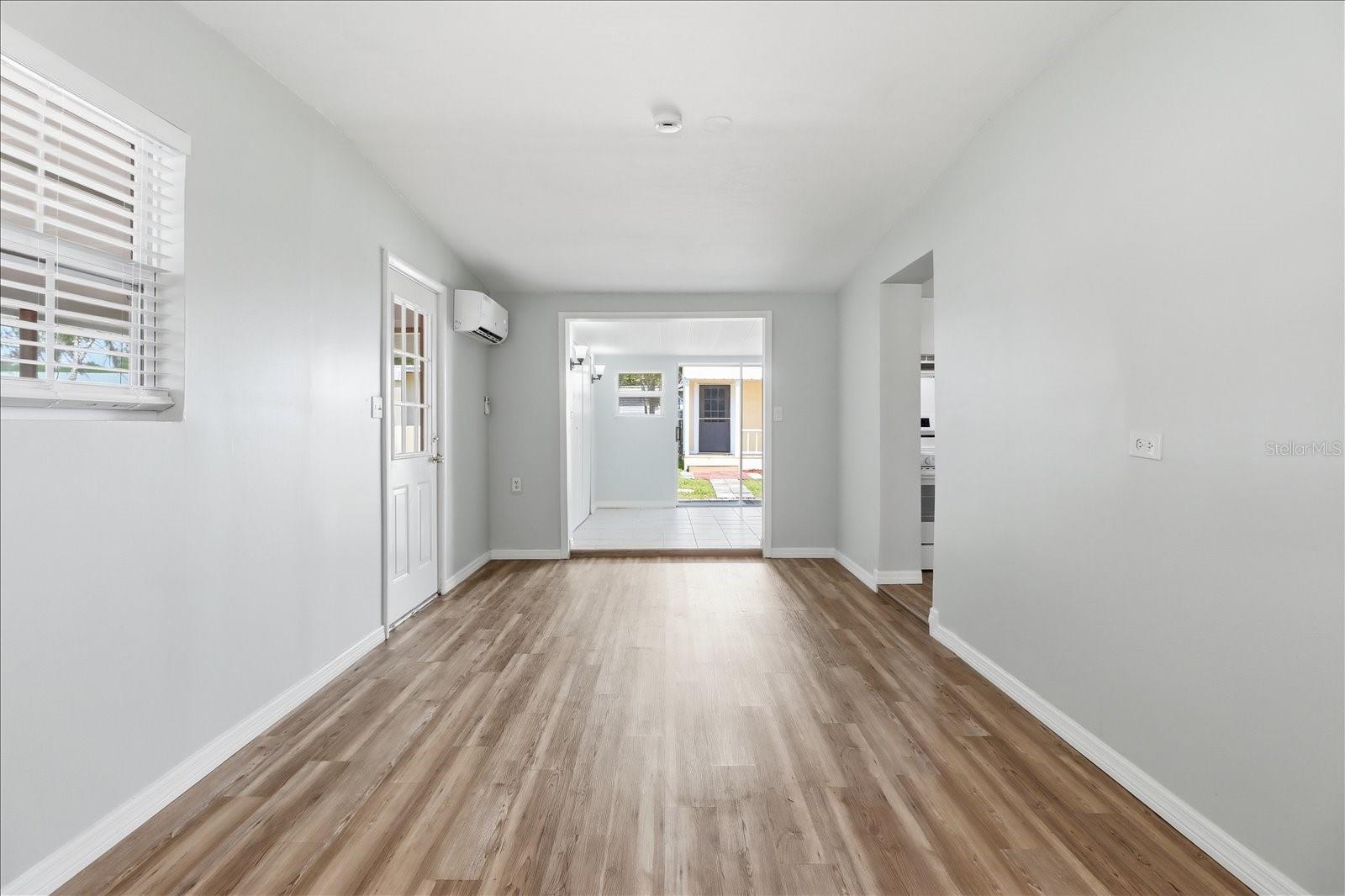 Image 18 of 46 For 5131 Manatee Terrace