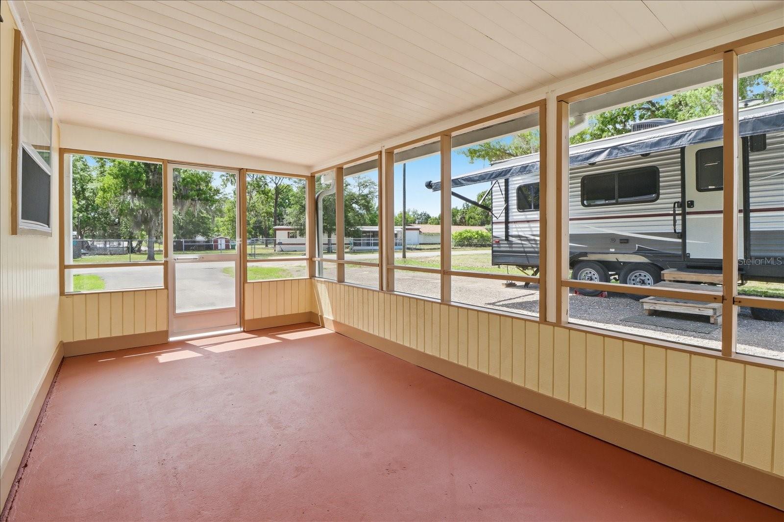 Image 28 of 46 For 5131 Manatee Terrace